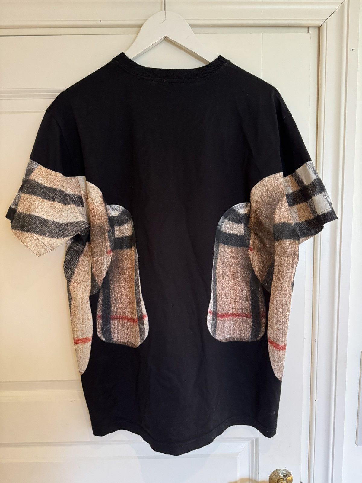 Burberry Burberry daryl bear tee Size US M / EU 48-50 / 2 - 2 Thumbnail