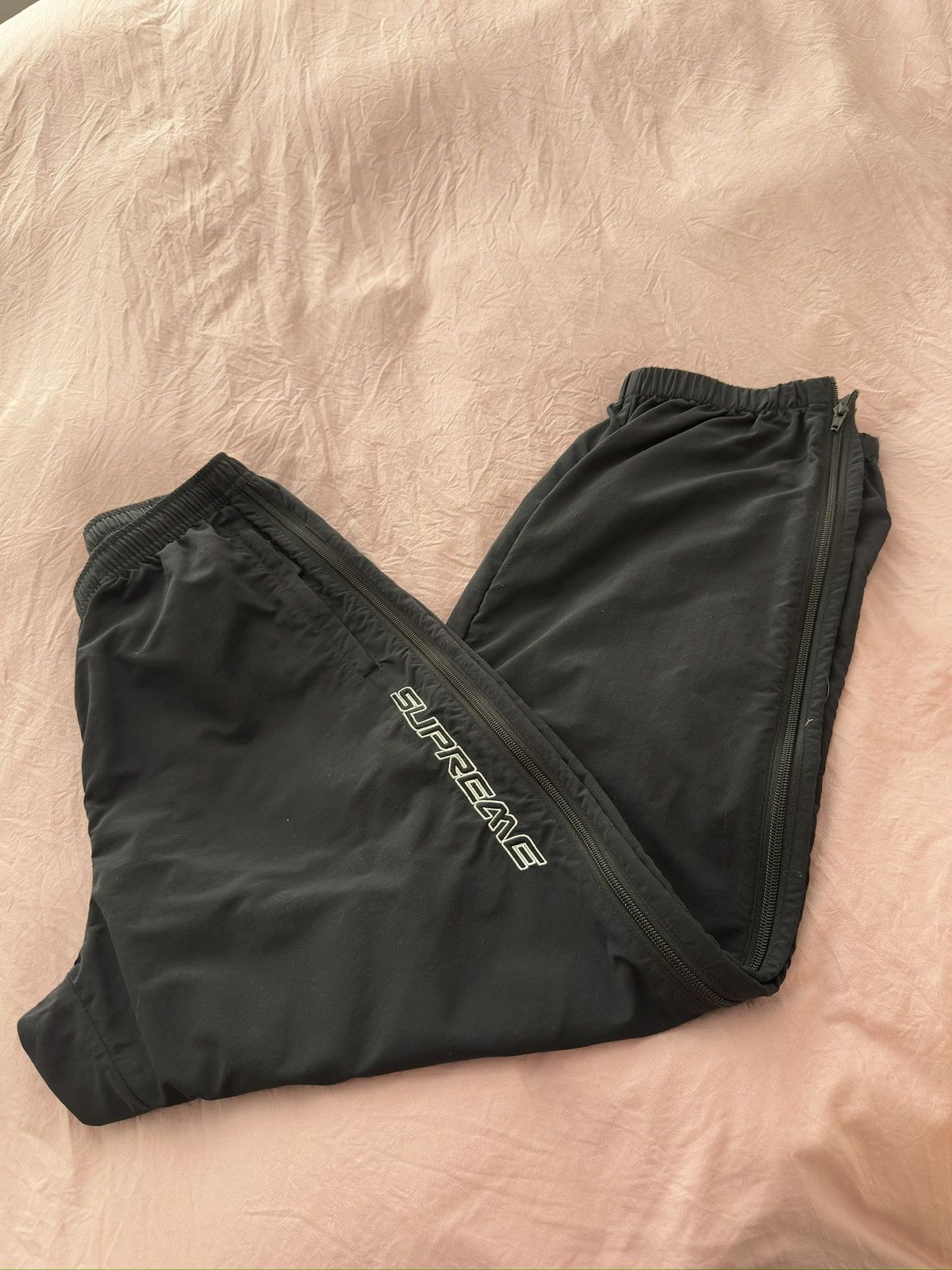 Supreme Supreme SS24 Size US 27 - 2 Thumbnail