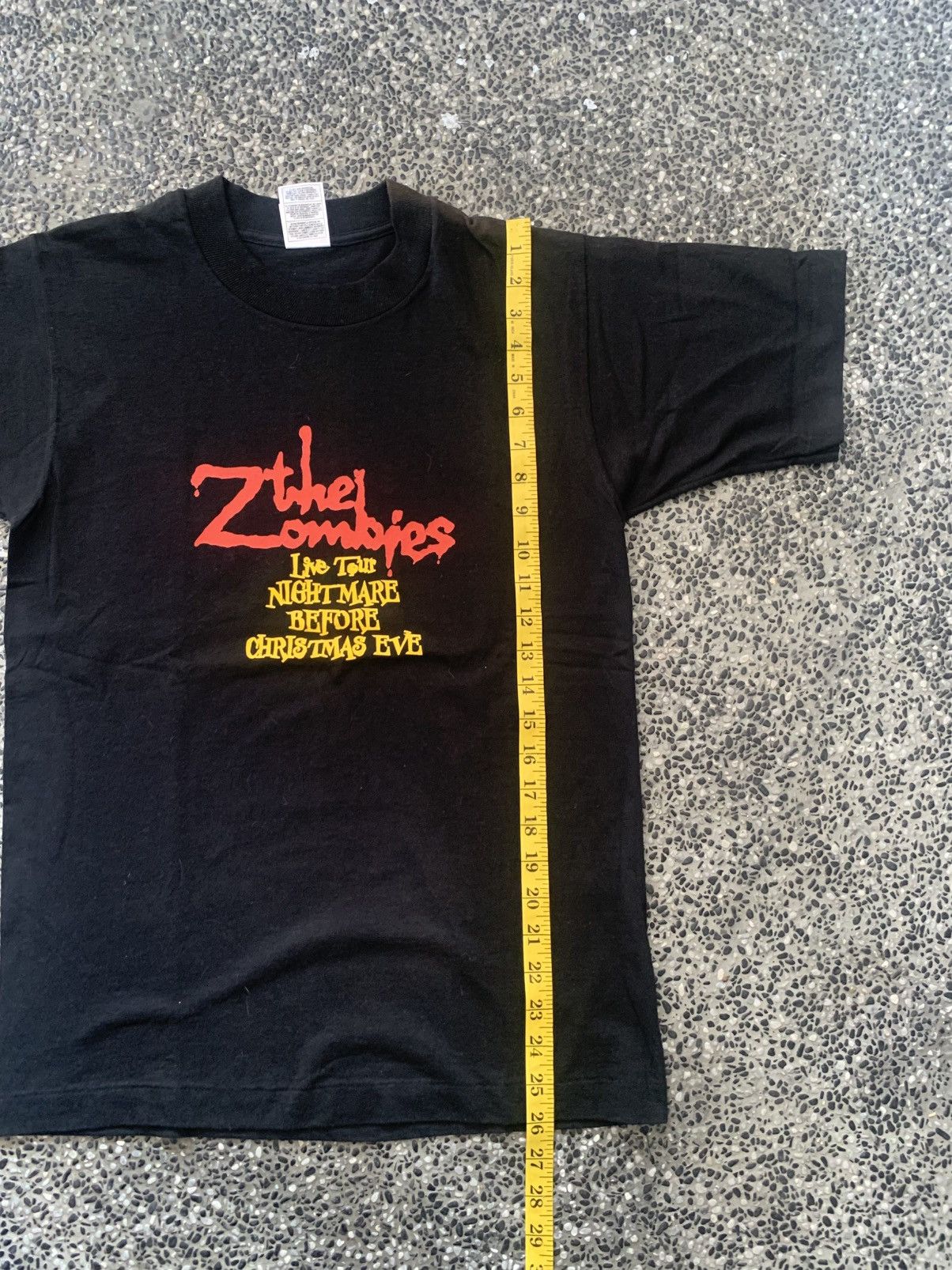 Band Tees × Vintage Vintage The Zombies Live Tour Nightmare Before Christmas Eve Size US S / EU 44-46 / 1 - 8 Thumbnail