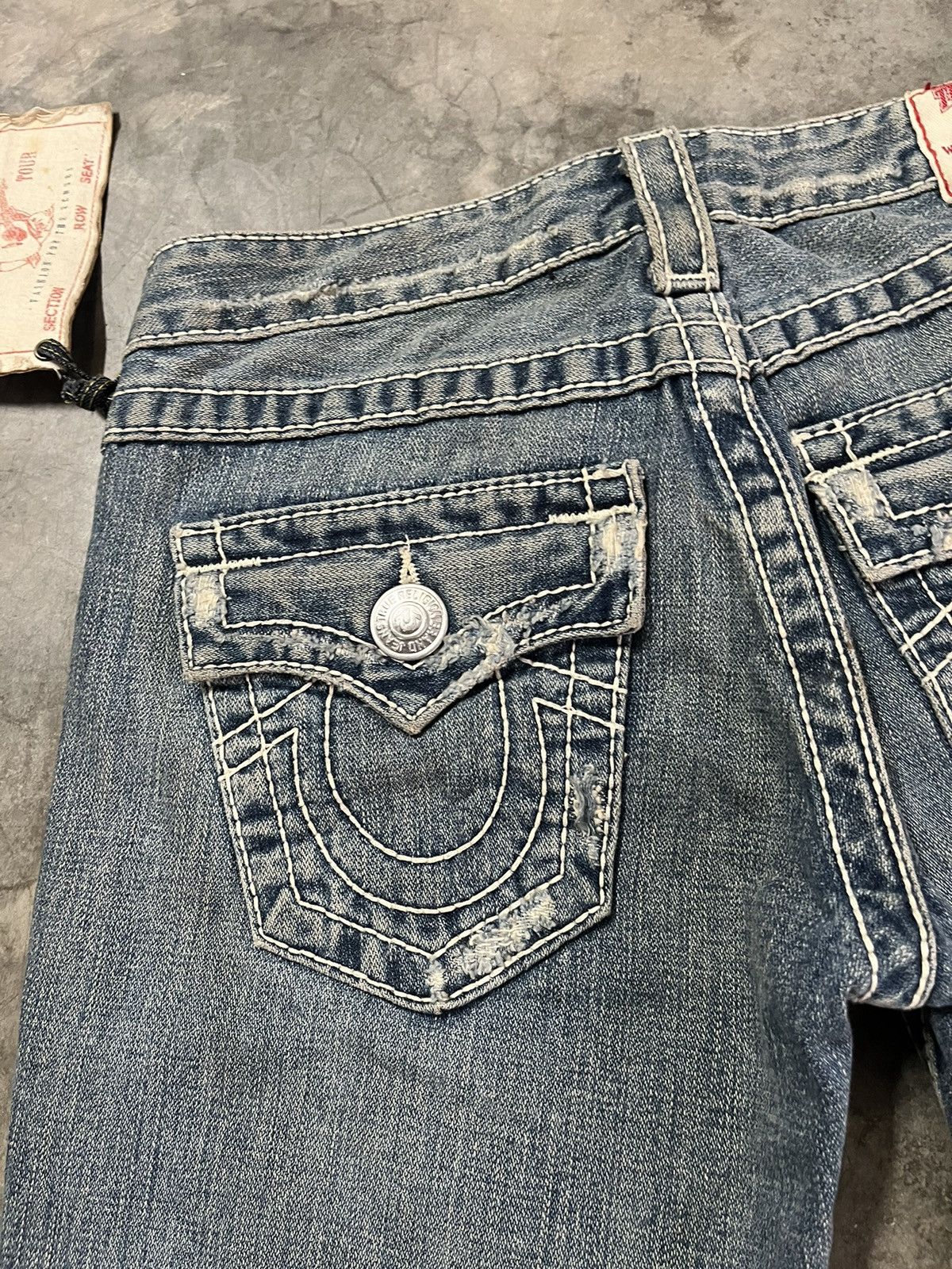 True Religion Flare Jeans TRUE RELIGION distressed low rise twist leg Size US 28 / EU 44 - 15 Thumbnail