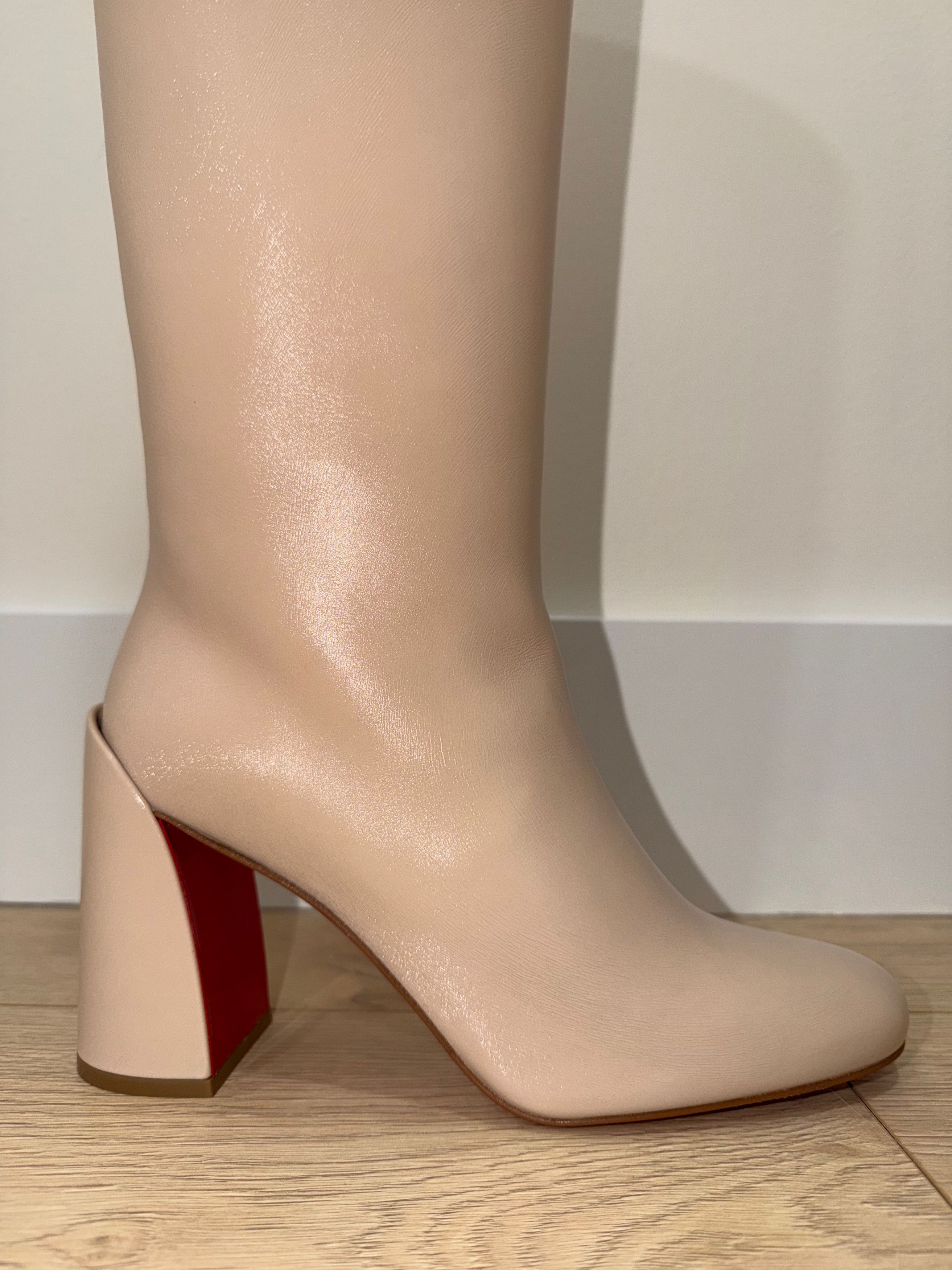 Christian Louboutin Janitta 85 Pearl Beige Sugar Leather Knee High Heel Boot 37 Size US 7 / IT 37 - 9 Thumbnail