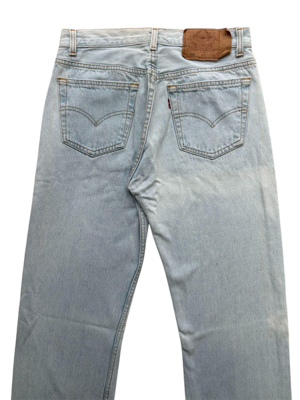 Levi's Levi's 501 Light Wash Made In USA Size US 30 / EU 46 - 13 Thumbnail