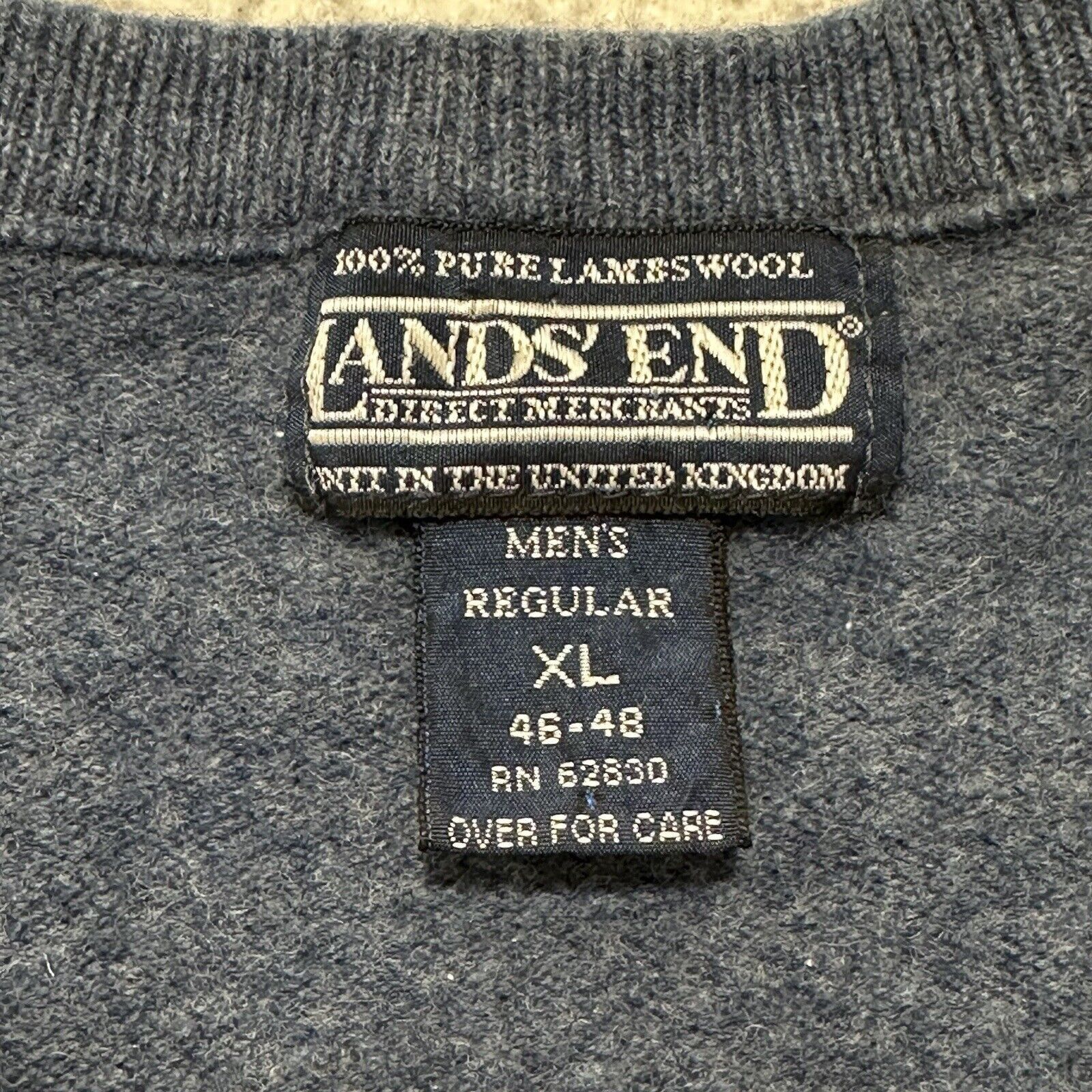 Lands' End Vintage Lands' End XL Lambwool V Neck Navy Blue Knit Sweater Size US XL / EU 56 / 4 - 3 Thumbnail