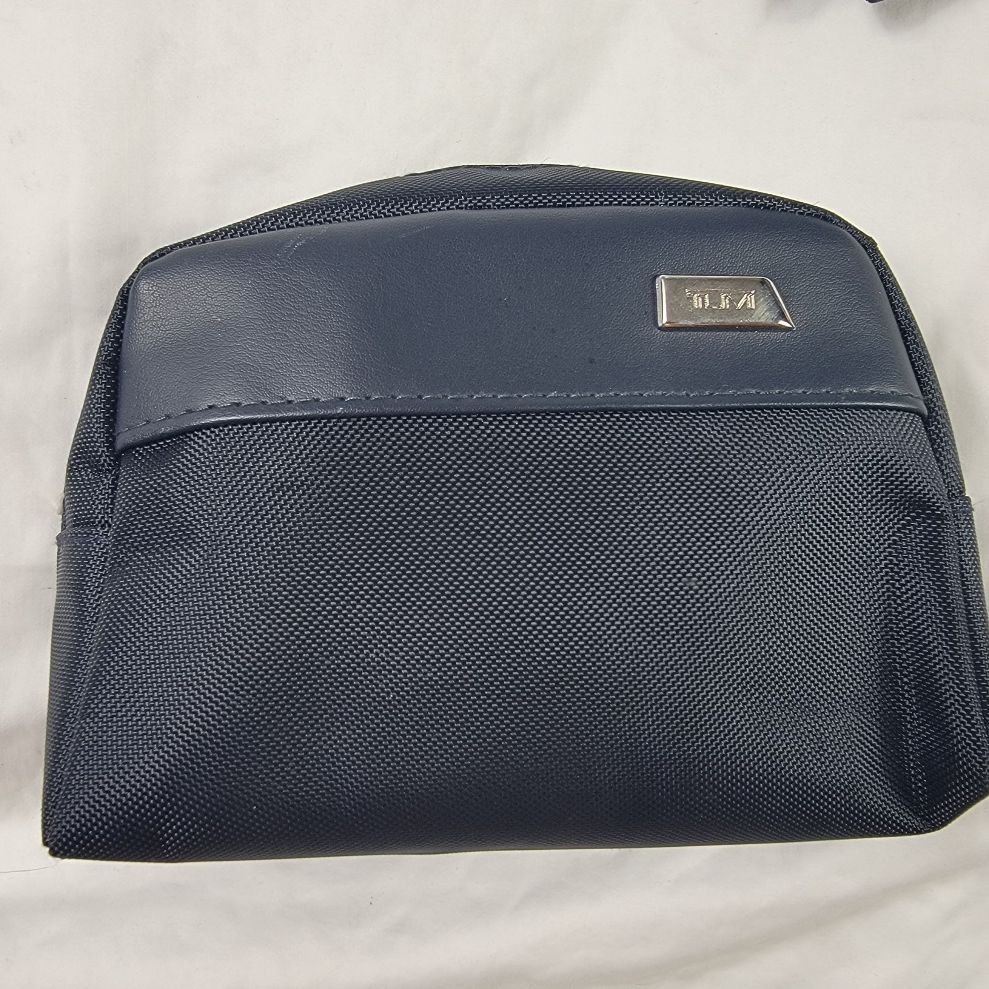 Tumi TUMI For Delta Travel Toiletry Bag Case Set Navy Blue Nylon Size ONE SIZE - 2 Thumbnail