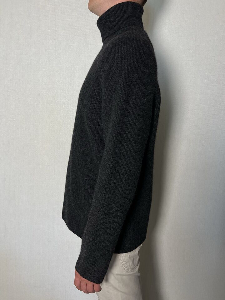 Louis Vuitton Louis Vuitton Mens Sweater Turtleneck Wool Gray Size XL Size US XL / EU 56 / 4 - 3 Thumbnail