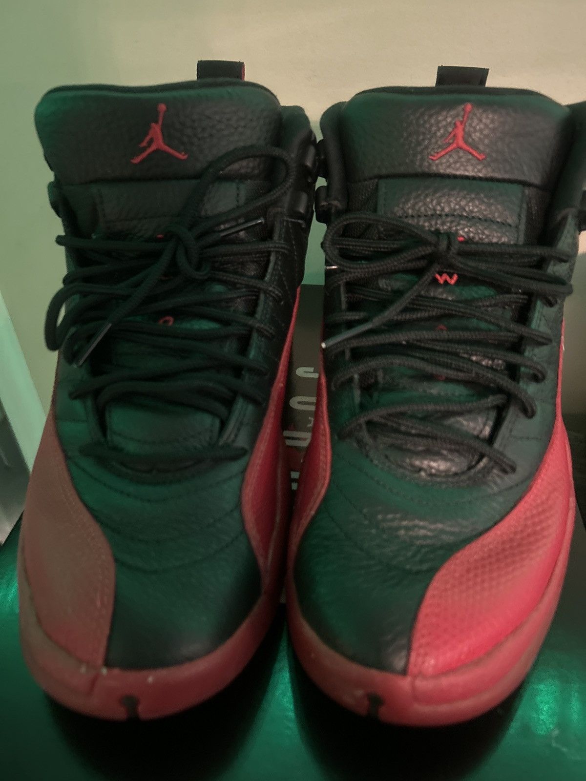 Jordan Brand flu game 12 Size US 10.5 / EU 43-44 - 1 Thumbnail