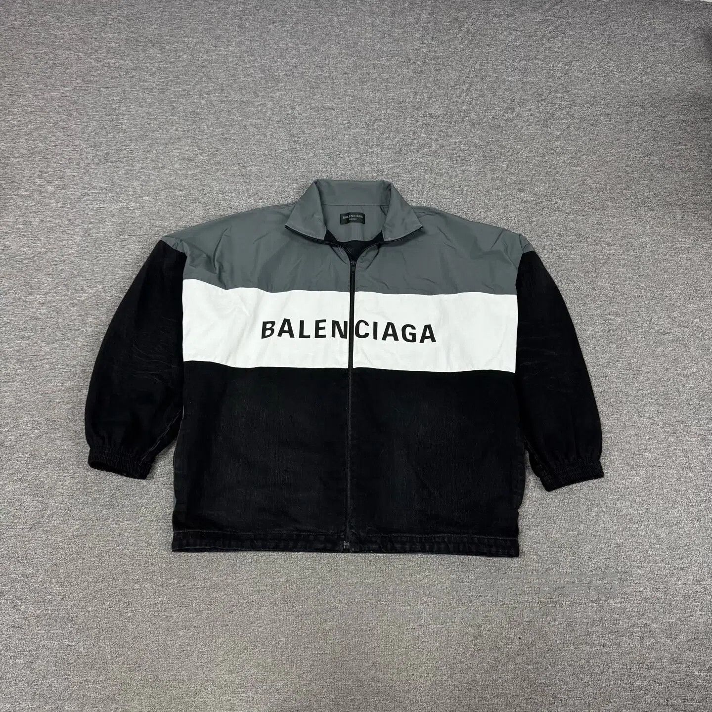 Balenciaga Balenciaga alphabet logo Spliced denim school uniform jack Size US M / EU 48-50 / 2 - 1 Thumbnail