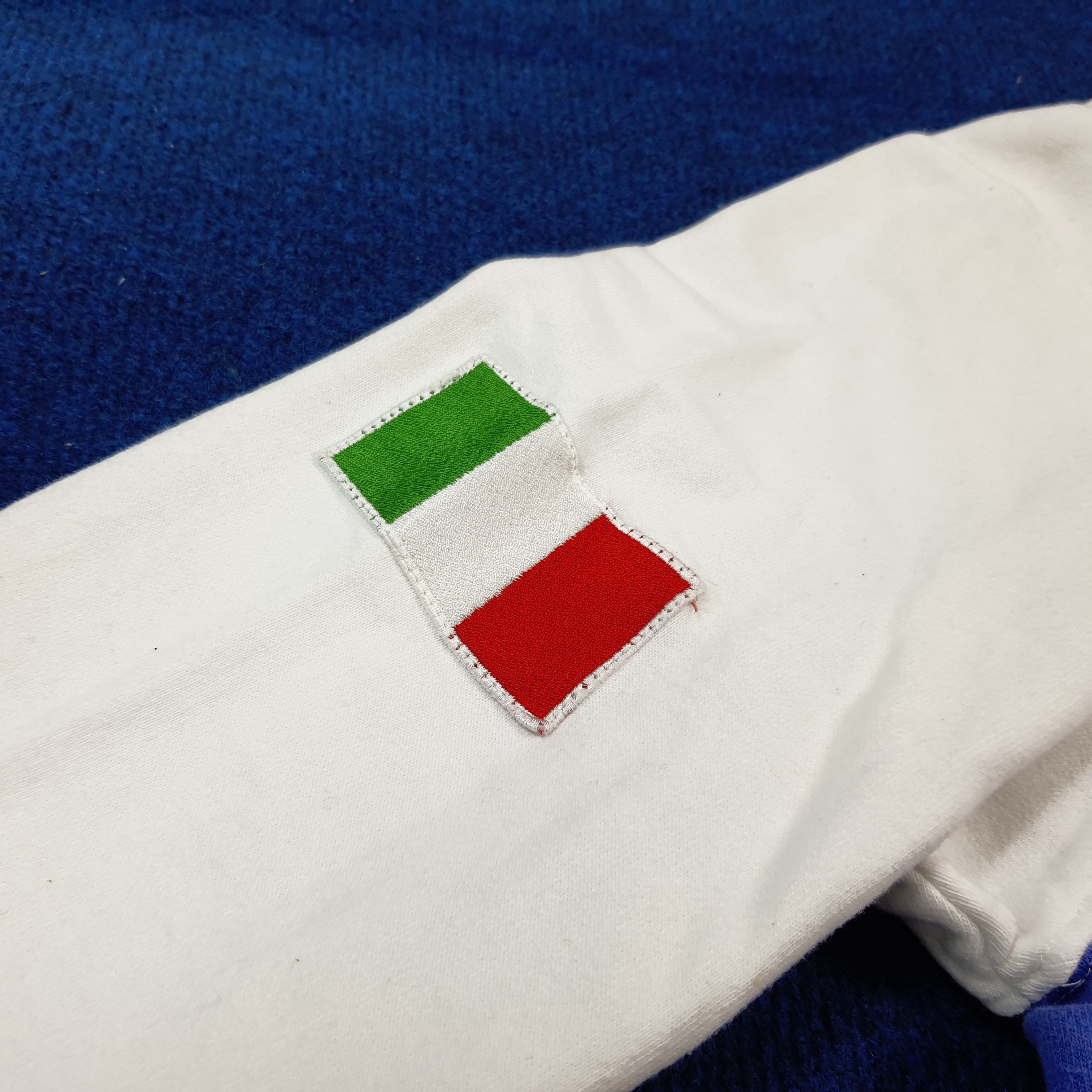 Vintage Vintage 90s Italy National Team Track Jacket Italia C295N26 Size US S / EU 44-46 / 1 - 7 Thumbnail