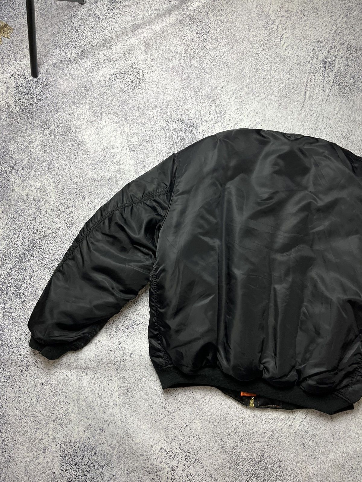 Vintage Vintage Black Reversible Bomber Jacket MA1 Size US XL / EU 56 / 4 - 16 Thumbnail