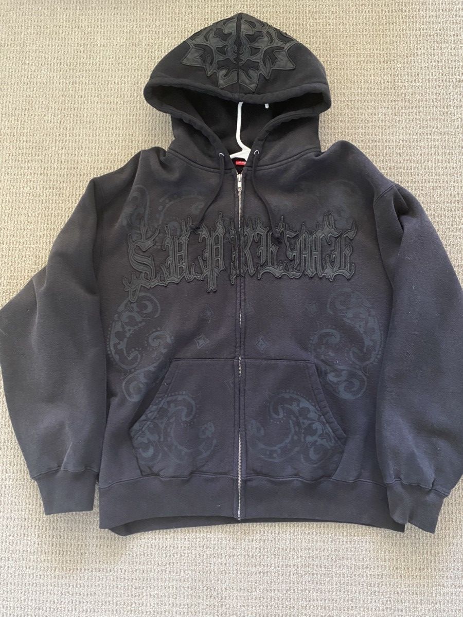 Supreme Supreme Beaded Zip Up Hooded Sweater | Grailed