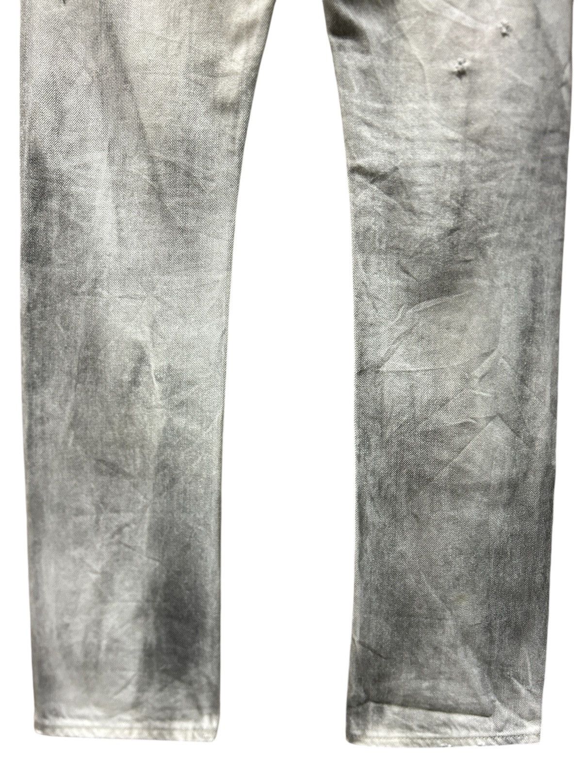 Japanese Brand × KURO × Vintage Vintage Kuro ‘Graphite’ Rare White Fade Selvedge Jeans Size US 31 - 14 Thumbnail