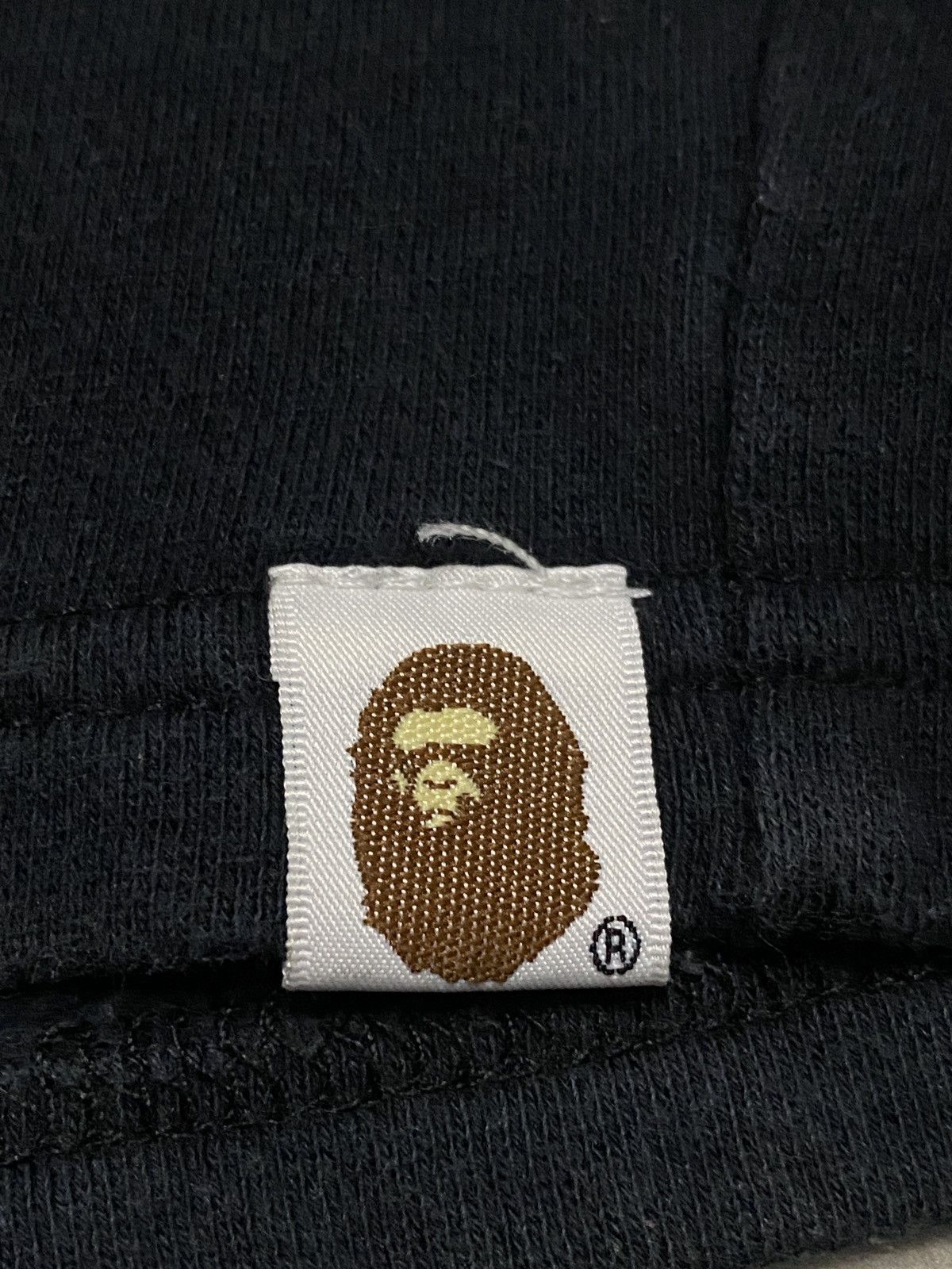 Bape BAPE APES STRONG TOGETHER VELCRO PATCH SHORTS Size US 29 - 5 Thumbnail