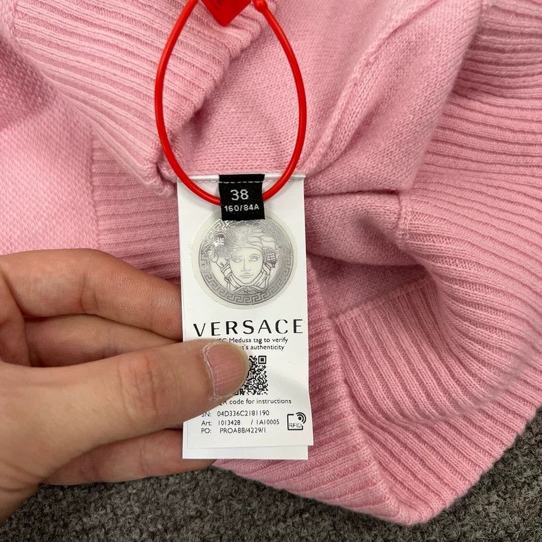 Versace Versace Medusa avatar pink knitted sweatshirt Size S / US 4 / IT 40 - 5 Thumbnail