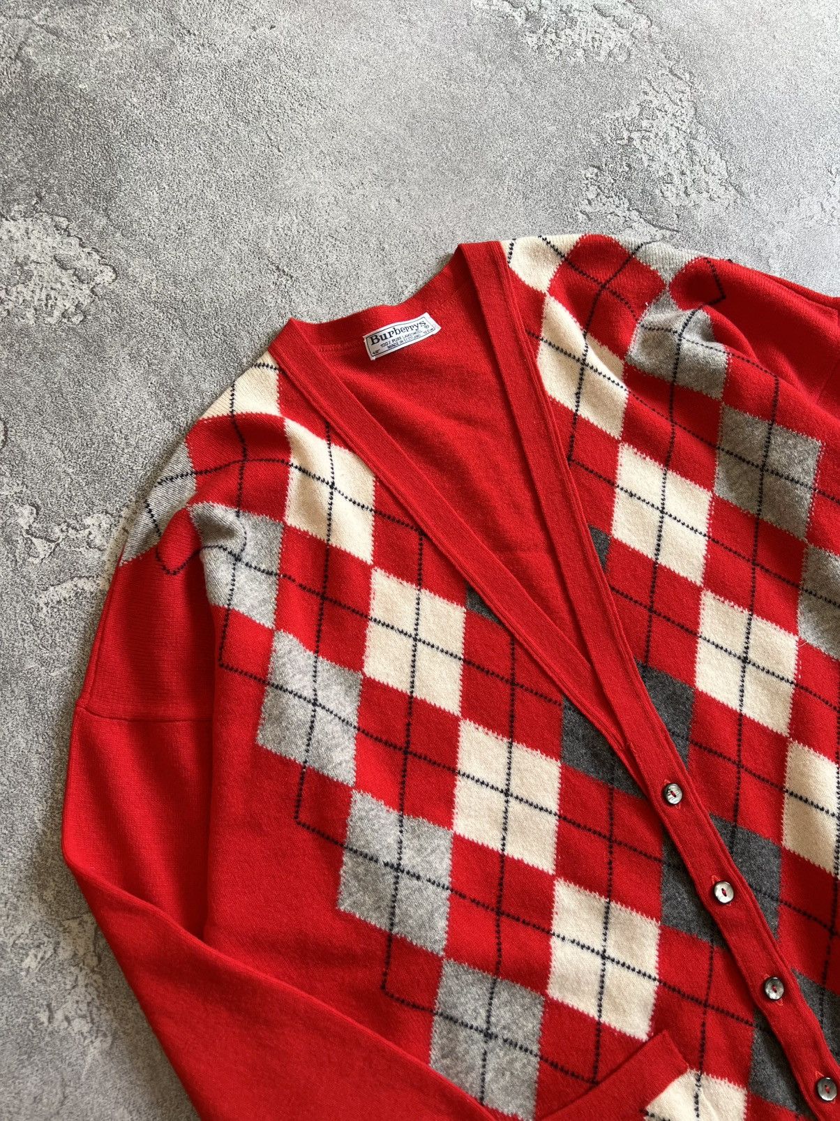 Burberry Vintage Burberry Plaid V Neck Wool Cardigan Sz 48 Sweater Size US XXL / EU 58 / 5 - 2 Thumbnail