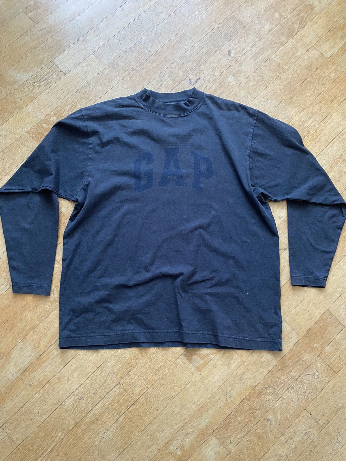 image of Yzy Gap Engineered By Balenciaga Dove Long Sleeve in Black, Men's (Size Medium)