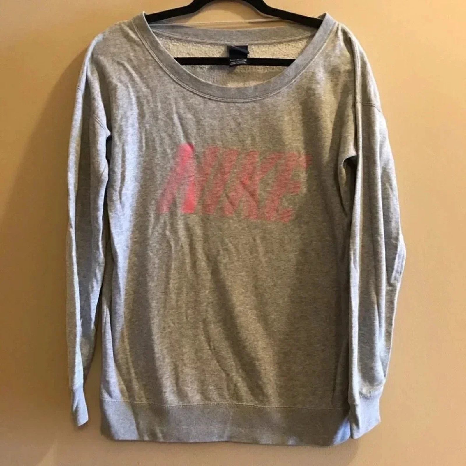 Nike Nike Grey Spell Out Pullover Sweatshirt Women’s Size Small Size S / US 4 / IT 40 - 1 Thumbnail