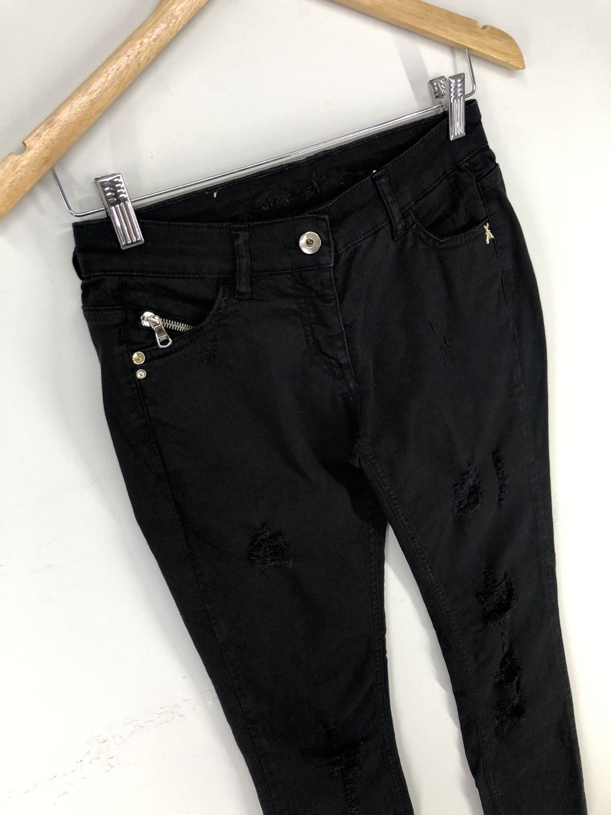 Patrizia Pepe Patrizia Pepe Distressed Black Skinny Jeans Size 26" / US 2 / IT 38 - 3 Thumbnail