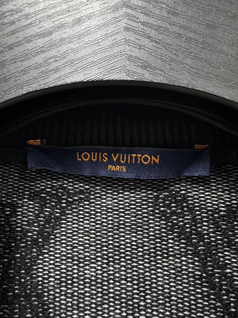 Louis Vuitton Louis Vuitton Gesture logo full print jacket Size US L / EU 52-54 / 3 - 6 Thumbnail