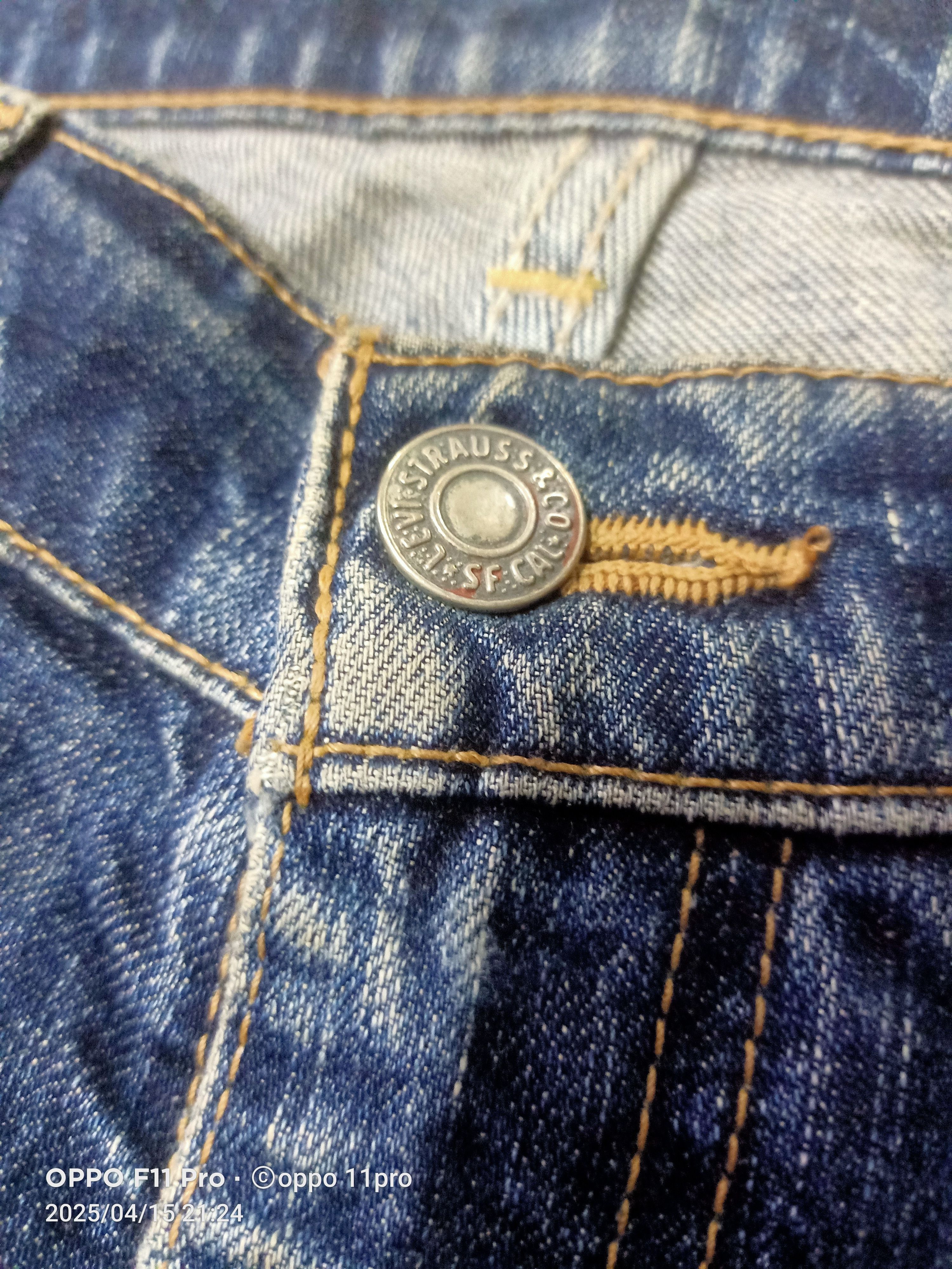 Japanese Brand × Levi's Levis Vtg 519 SlimFit Straight Cut 2003 Size US 31 - 11 Thumbnail