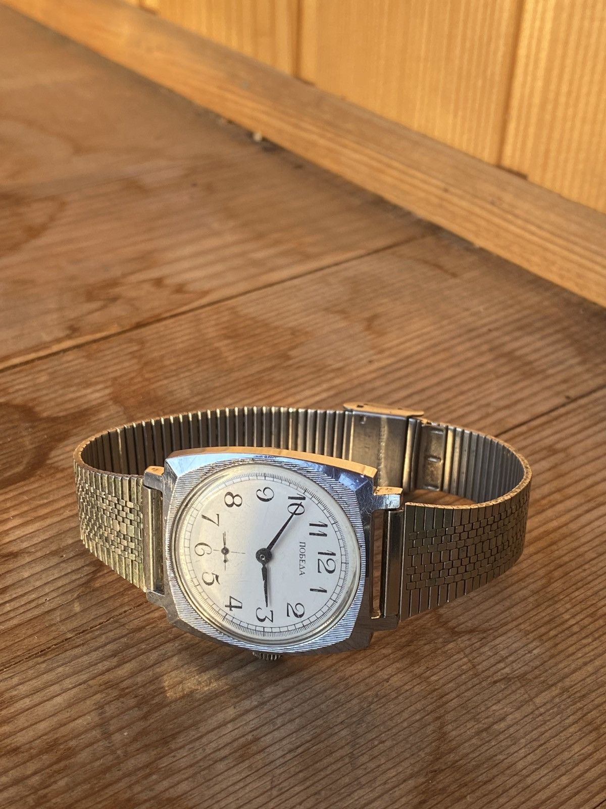 Vintage Vintage 80s USSR watch Soviet Pobeda stainless steel Size ONE SIZE - 4 Thumbnail