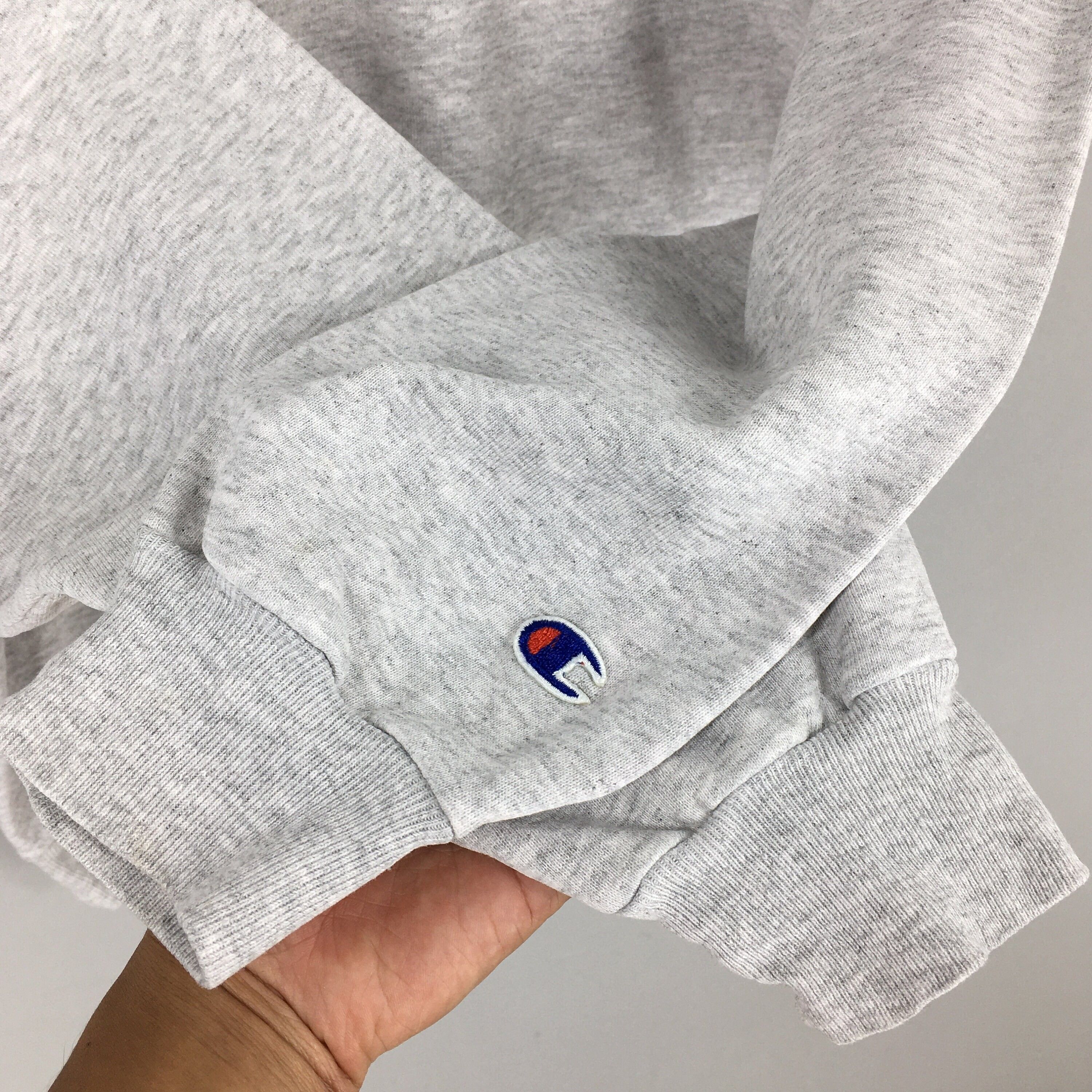 Champion Vintage 90s Champion Sportswear Gray Sweatshirt Medium Size US M / EU 48-50 / 2 - 4 Thumbnail