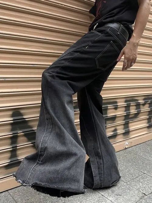 Japanese Brand × Jean Flared Relaxed Wide Leg Jeans Futuristic Size US 32 / EU 48 - 1 Thumbnail