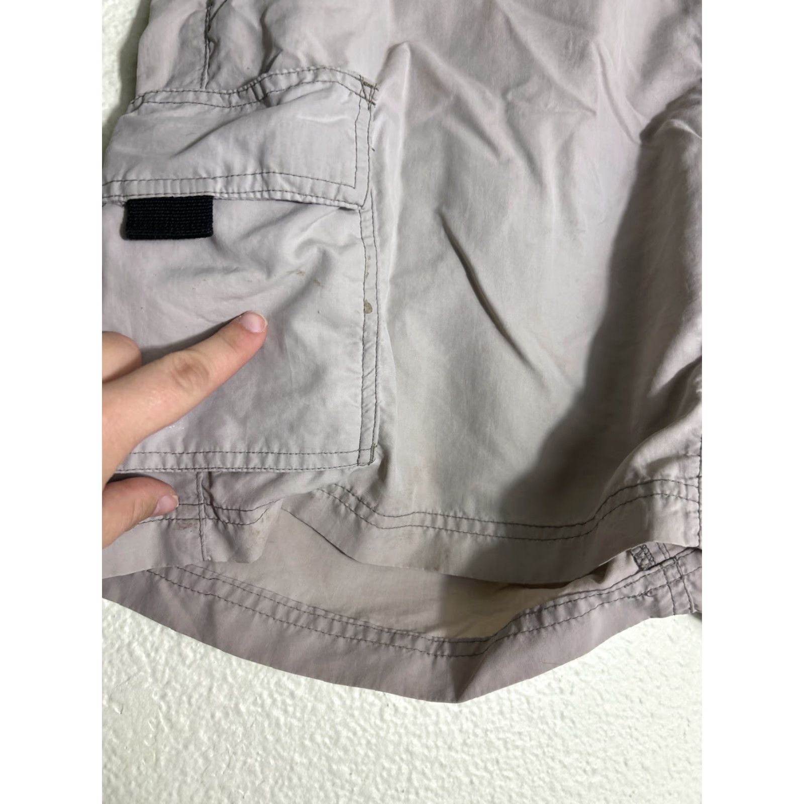 Vintage REI Womens Cargo Shorts Upf 50+ Beige Nylon 38x7 Size 16 Regular Size 38" / US 16 / IT 52 - 2 Thumbnail