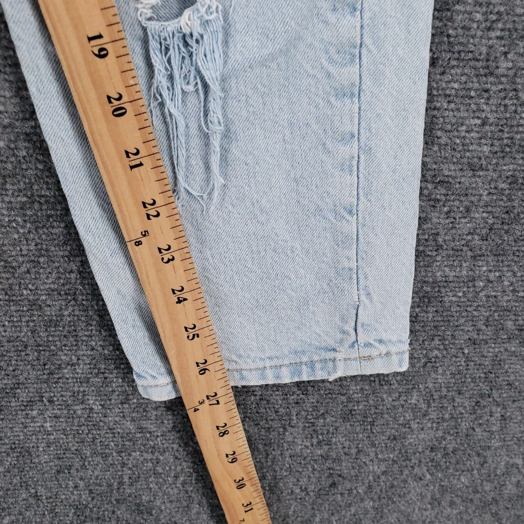 Zara ZARA Jeans Womens 2 Blue Straight Leg High Rise Ripped Light Wash Denim Zip Fly Jeans Size 26" / US 2 / IT 38 - 4 Thumbnail