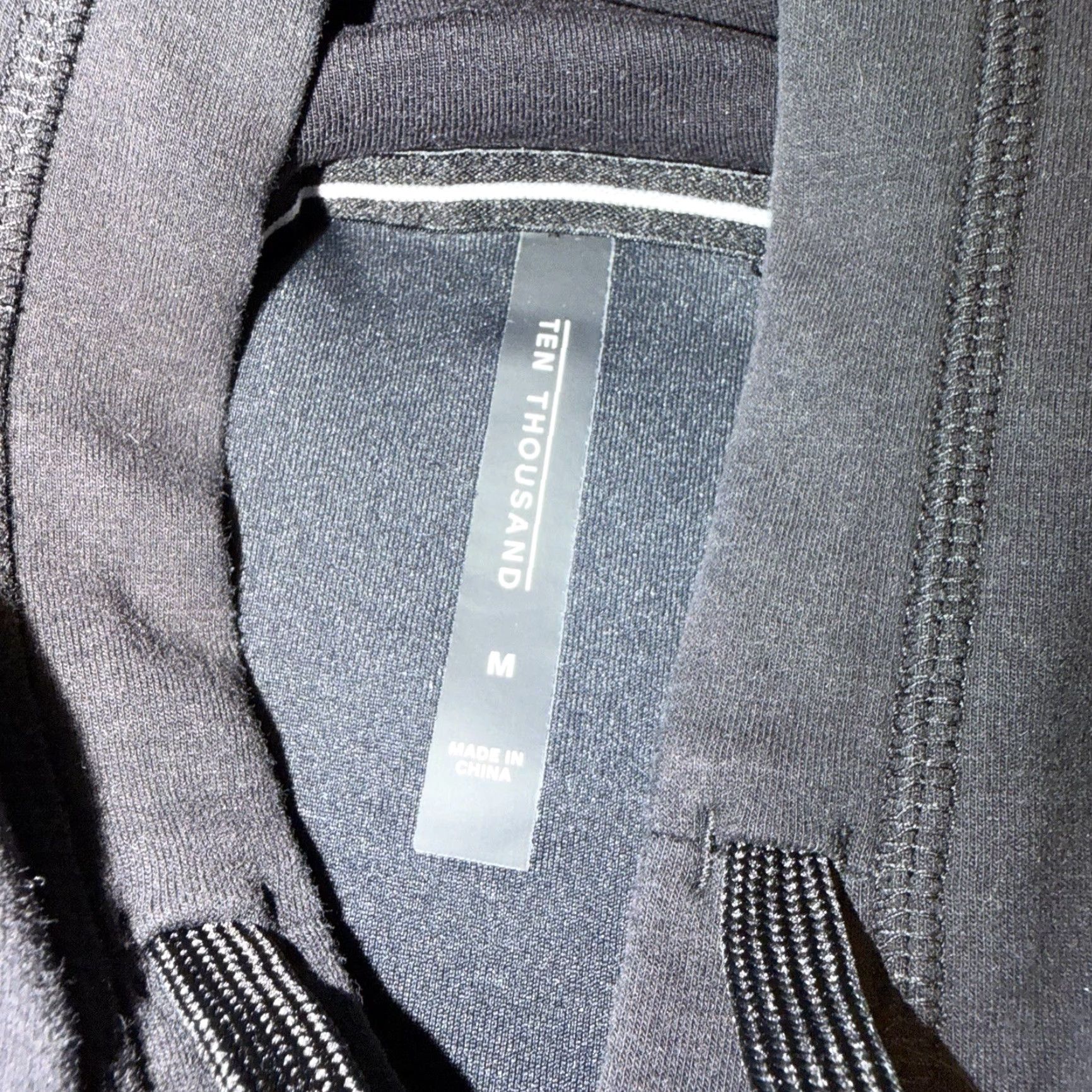 Ten Thousand Ten Thousand Merino Wool Tech Hoodie Sweatshirt Medium Black Outdoor Base Layer Pullover Hooded Pockets Stretch Logo Men M Size US M / EU 48-50 / 2 - 5 Thumbnail
