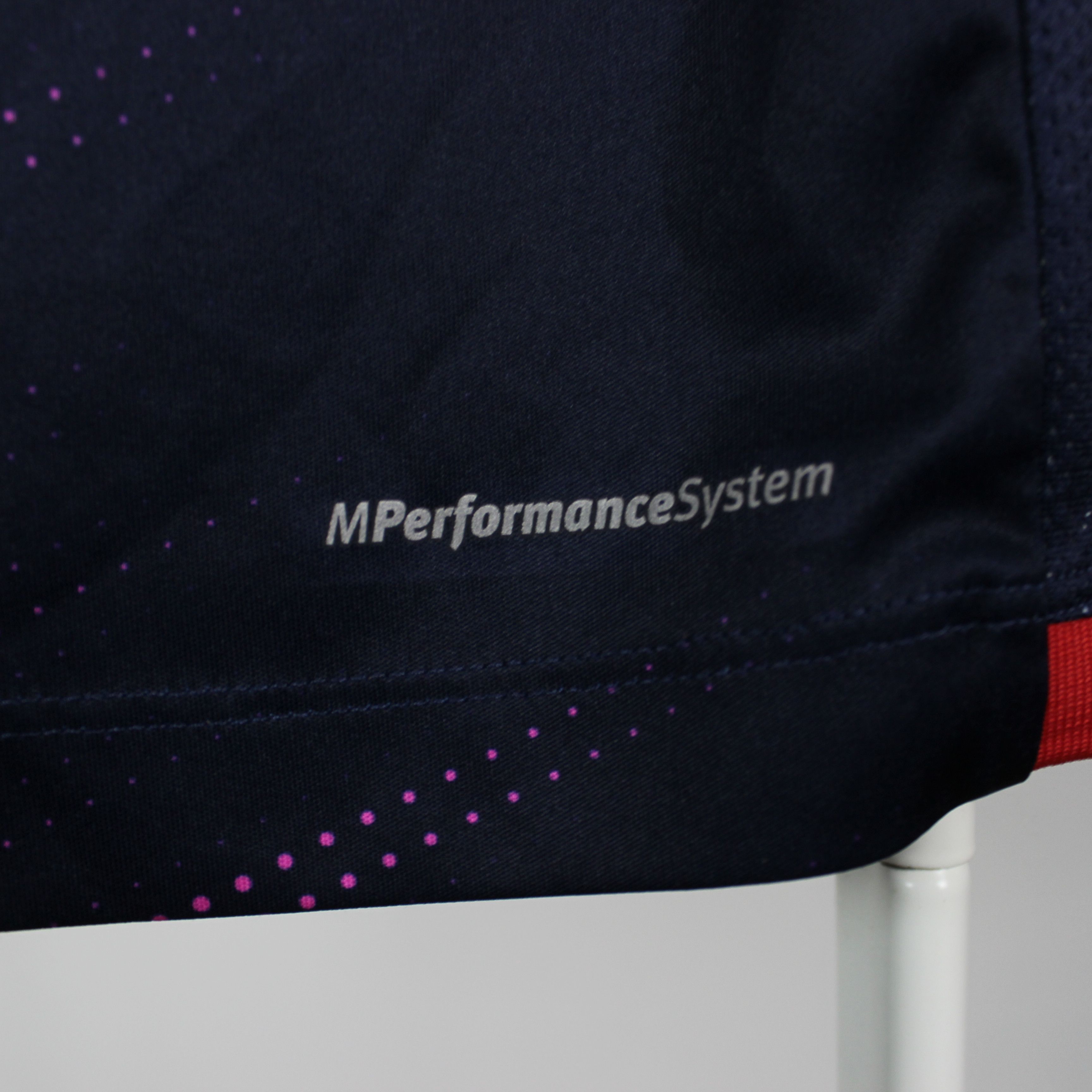 Macron Nottingham Forest Away Football Shirt 2021/22 L Macron Size US L / EU 52-54 / 3 - 9 Thumbnail