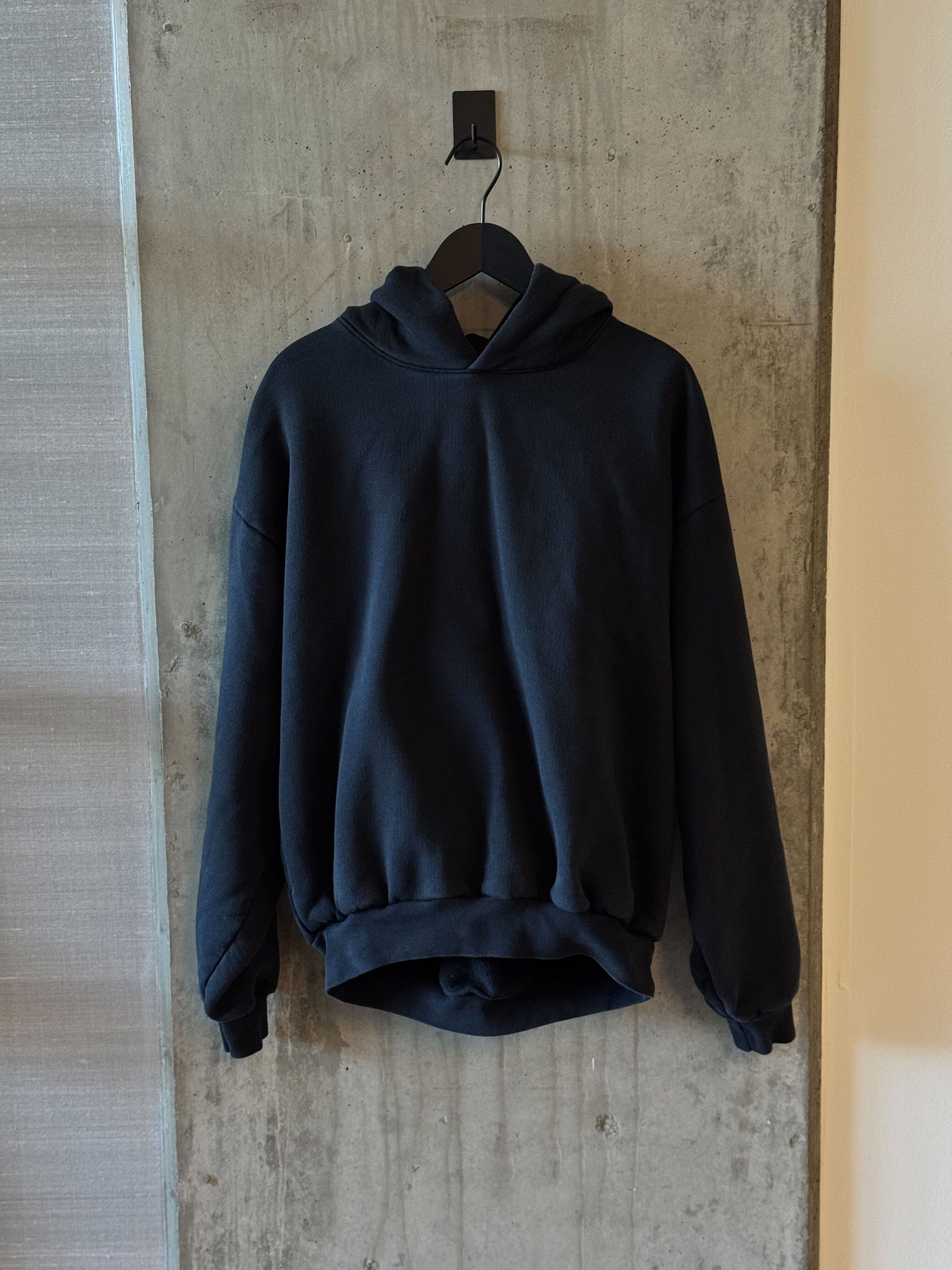 Los Angeles Apparel PLU09GD - 16oz. Garment Dye Plush Fleece Hoodie Size US L / EU 52-54 / 3 - 1 Thumbnail