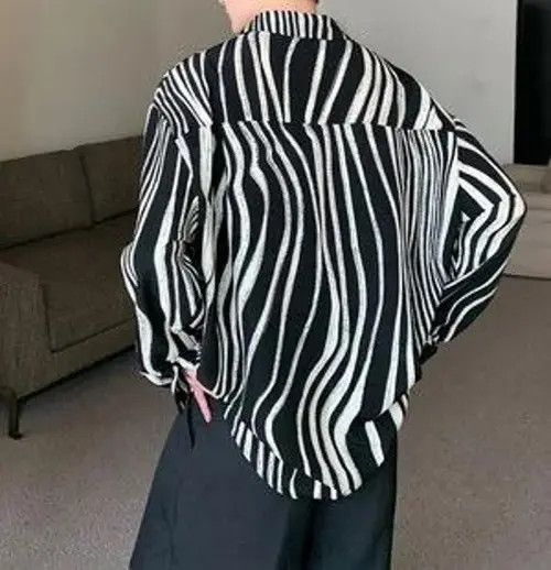 VIBE Hosokawa x Endo Zebra Graphic Long Sleeve Shirt Size US M / EU 48-50 / 2 - 3 Thumbnail
