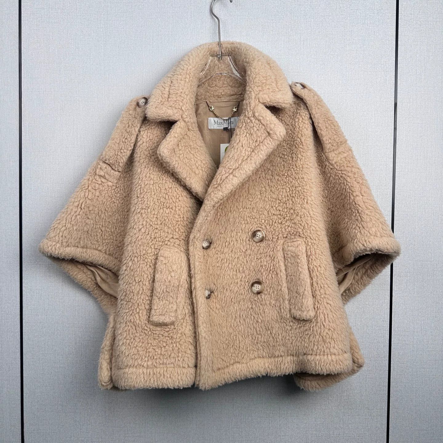 Max Mara MaxMara Teddy Cape S Size Size US S / EU 44-46 / 1 - 1 Thumbnail