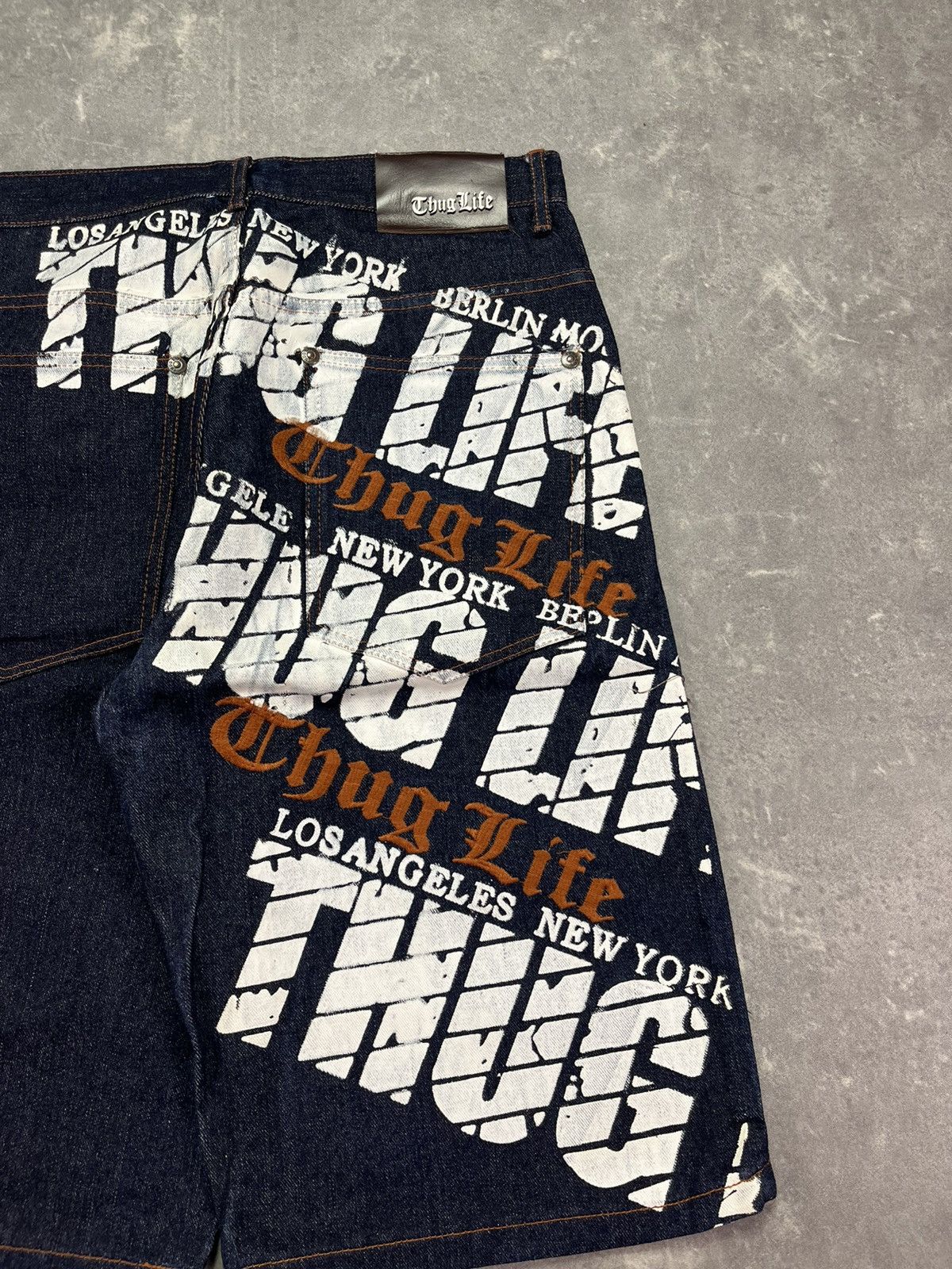 Rap Tees Thug Life Baggy Printed Jorts Shorts 34 Tupac Makaveli Size US 34 / EU 50 - 8 Thumbnail