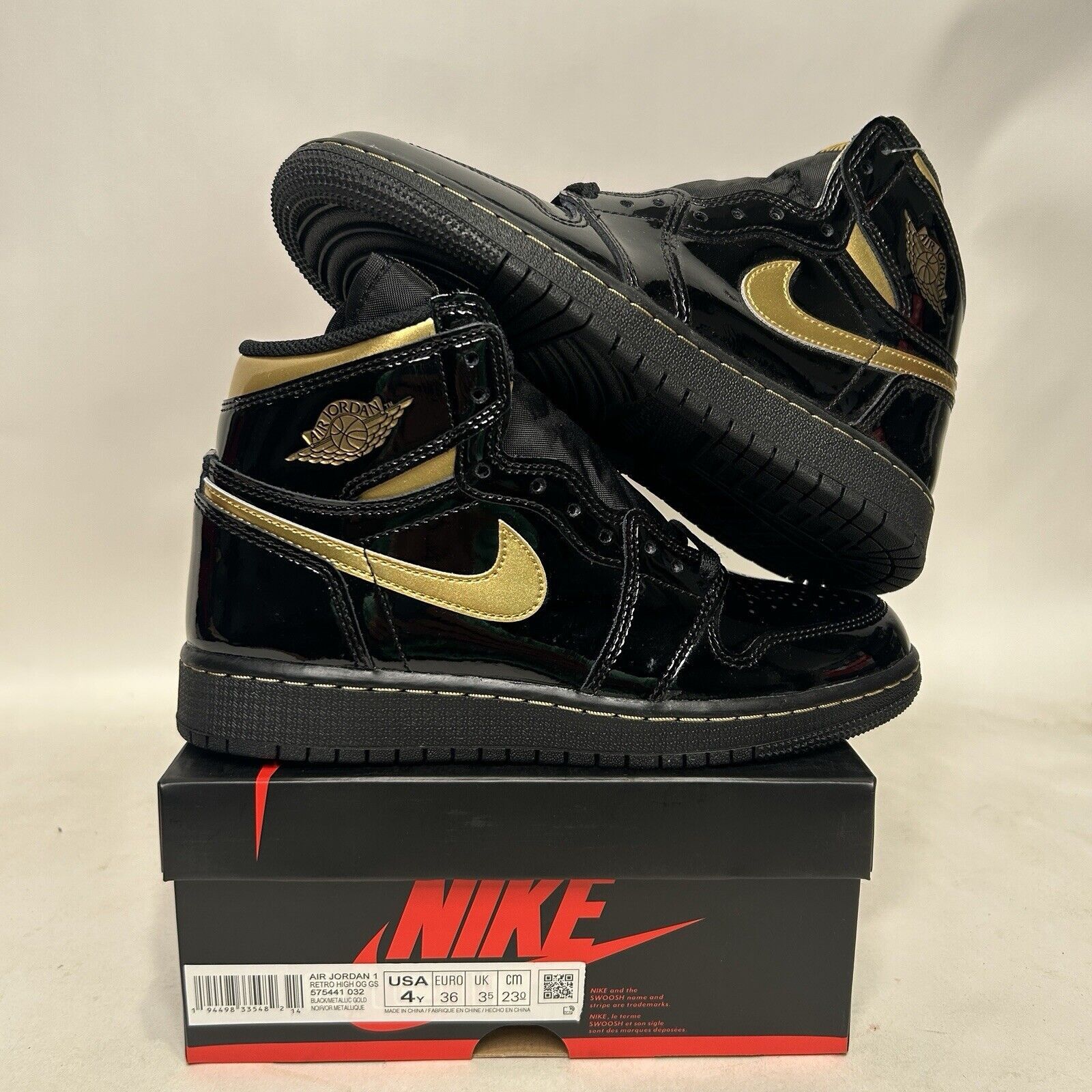 Nike Nike Air Jordan 1 High OG GS “Black Metallic Gold” 2024 Size US 5.5 / IT 35.5 - 1 Thumbnail