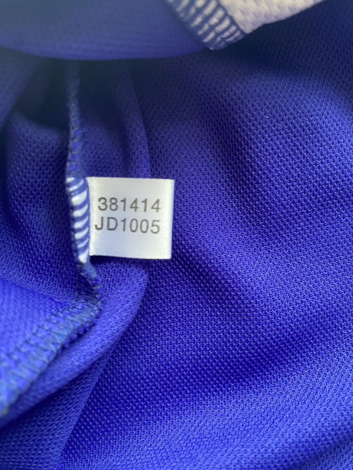 Adidas × Japanese Brand * rare * Japan 2002 home jersey #10 Nakayama size large MEN Size US L / EU 52-54 / 3 - 18 Thumbnail