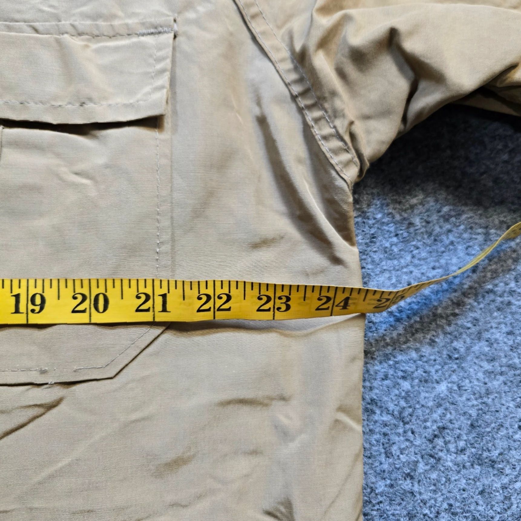 Vintage VINTAGE Woolrich Jacket Mens M Beige Parka Hooded Zip Pockets Utility Services: Heavy Duty Zipper, Front Pockets, Softshell, Travel, Workwear Mens Size US M / EU 48-50 / 2 - 6 Thumbnail