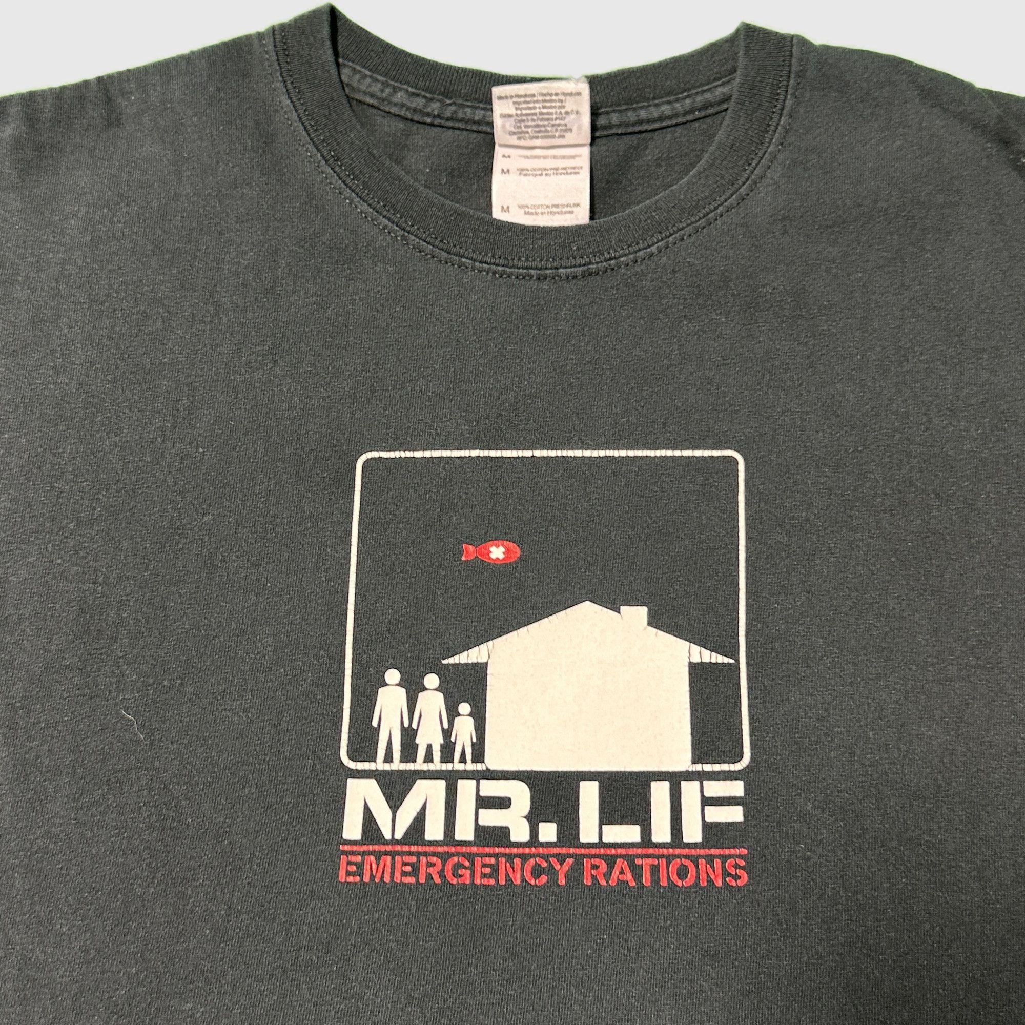 Gildan Vintage Mr. Lif Emergency Rations Graphic T-Shirt Size Medium Size US M / EU 48-50 / 2 - 2 Thumbnail