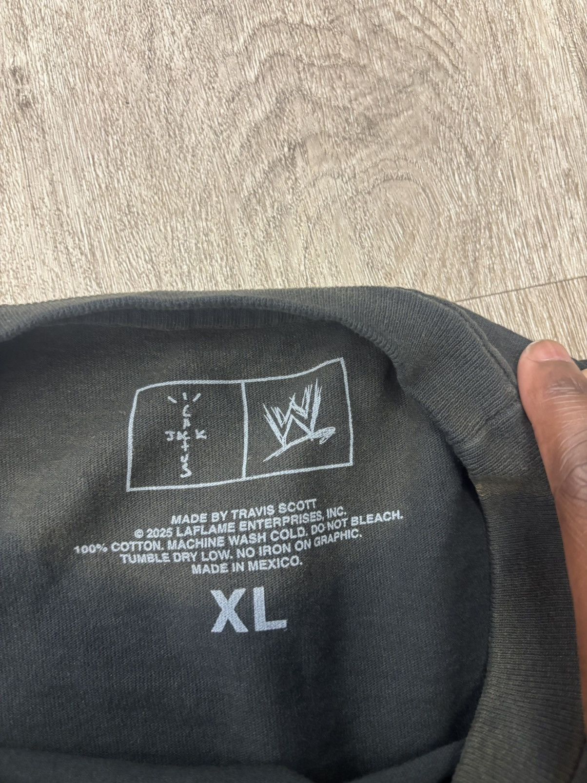Travis Scott × WWE Travis Scott x WWE Two Words DX Tee Size XL New Size US XL / EU 56 / 4 - 6 Thumbnail