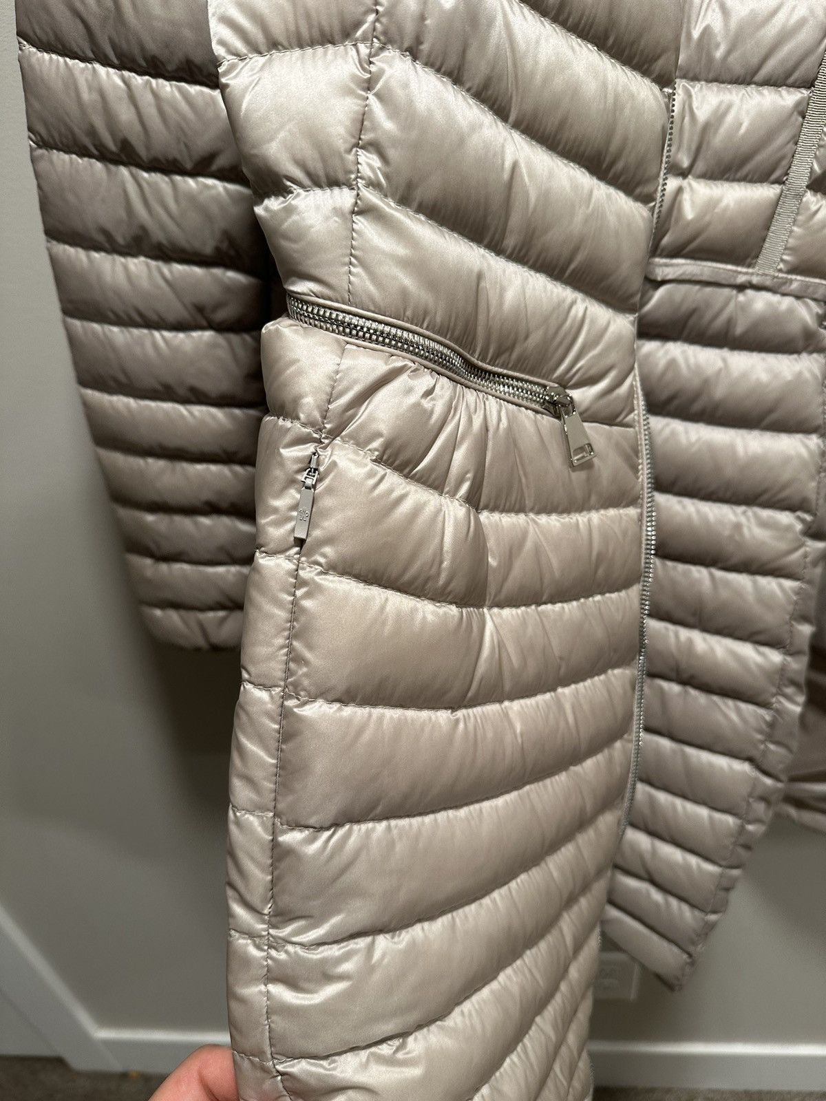 Moncler Moncler Grey Agatelon Long Puffer Jacket Size 2 / Small Size XS / US 0-2 / IT 36-38 - 19 Thumbnail