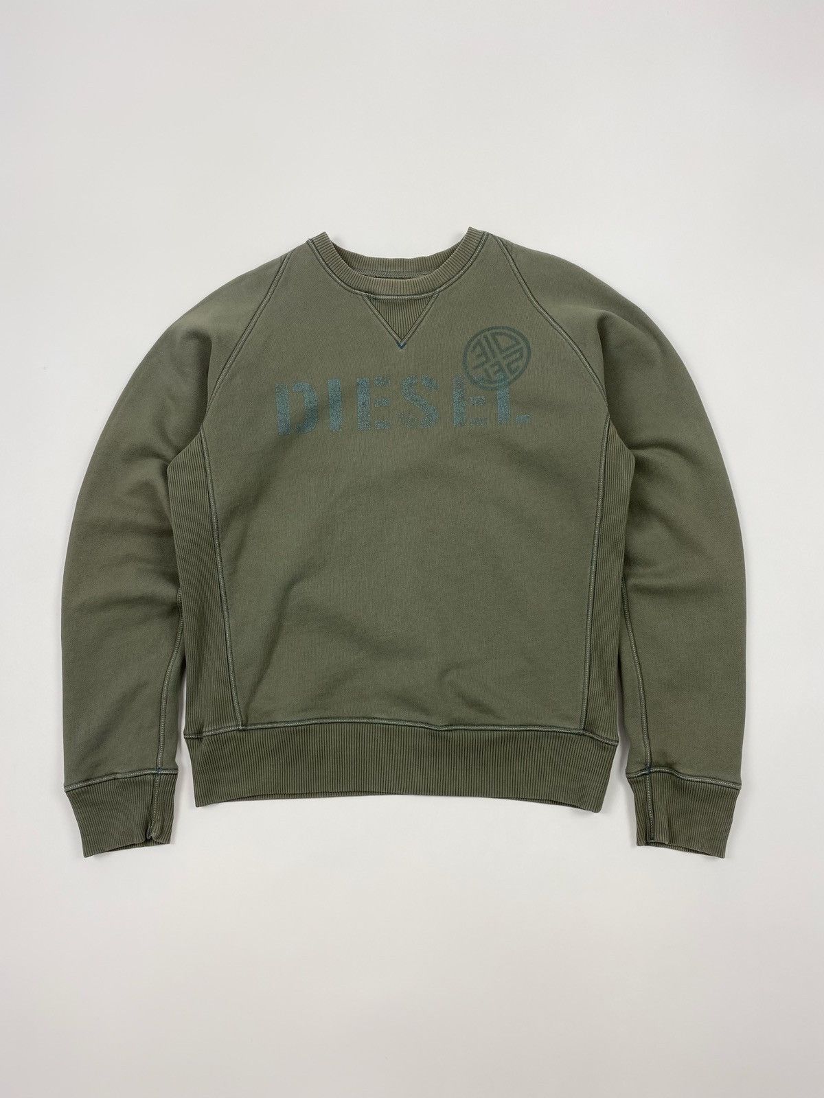 Diesel Y2K Vintage Diesel Khaki Green Spell Out Sweatshirt Size US M / EU 48-50 / 2 - 1 Thumbnail