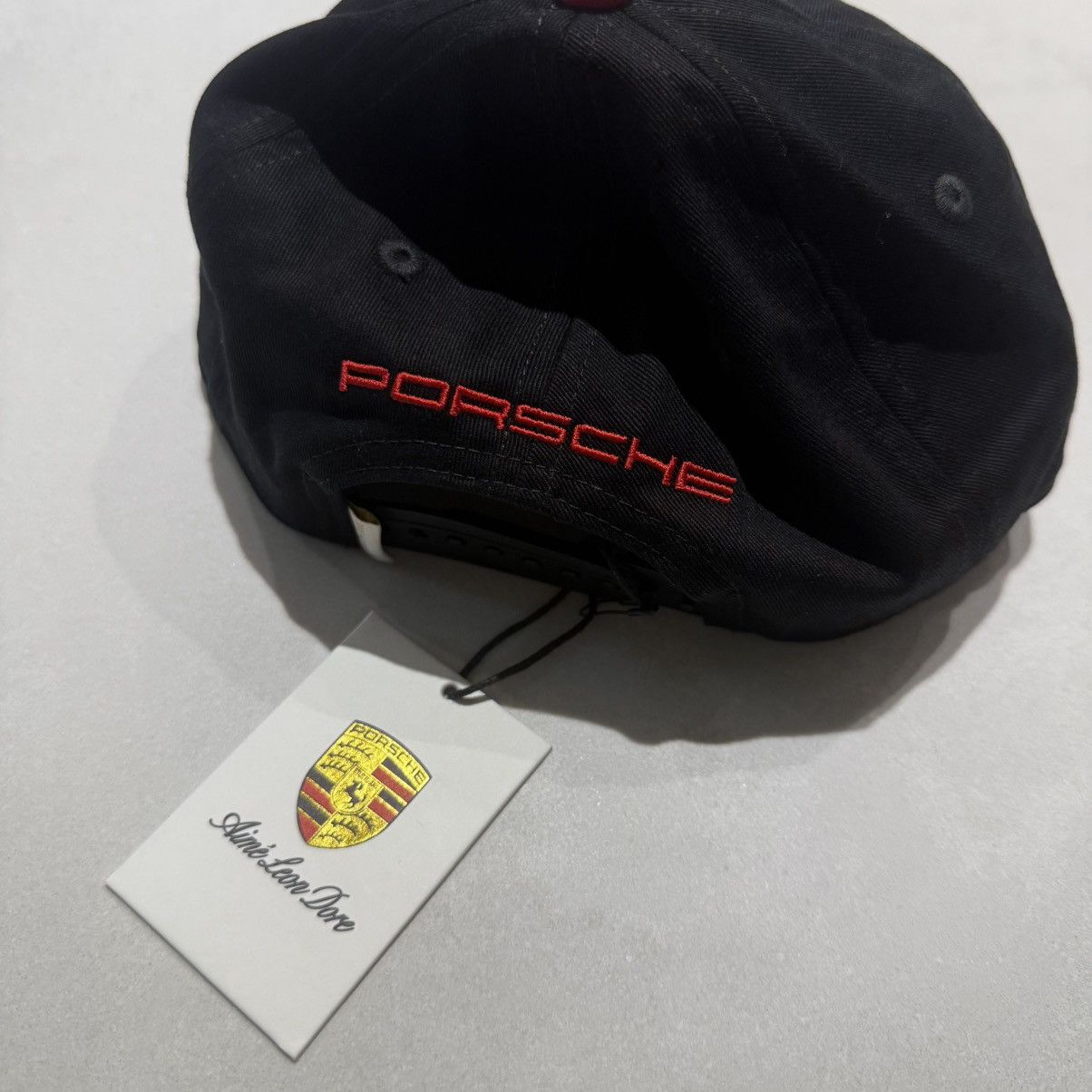 Aime Leon Dore × Porsche Design Aime Leon Dore Black Porsche Script Hat Size ONE SIZE - 3 Thumbnail