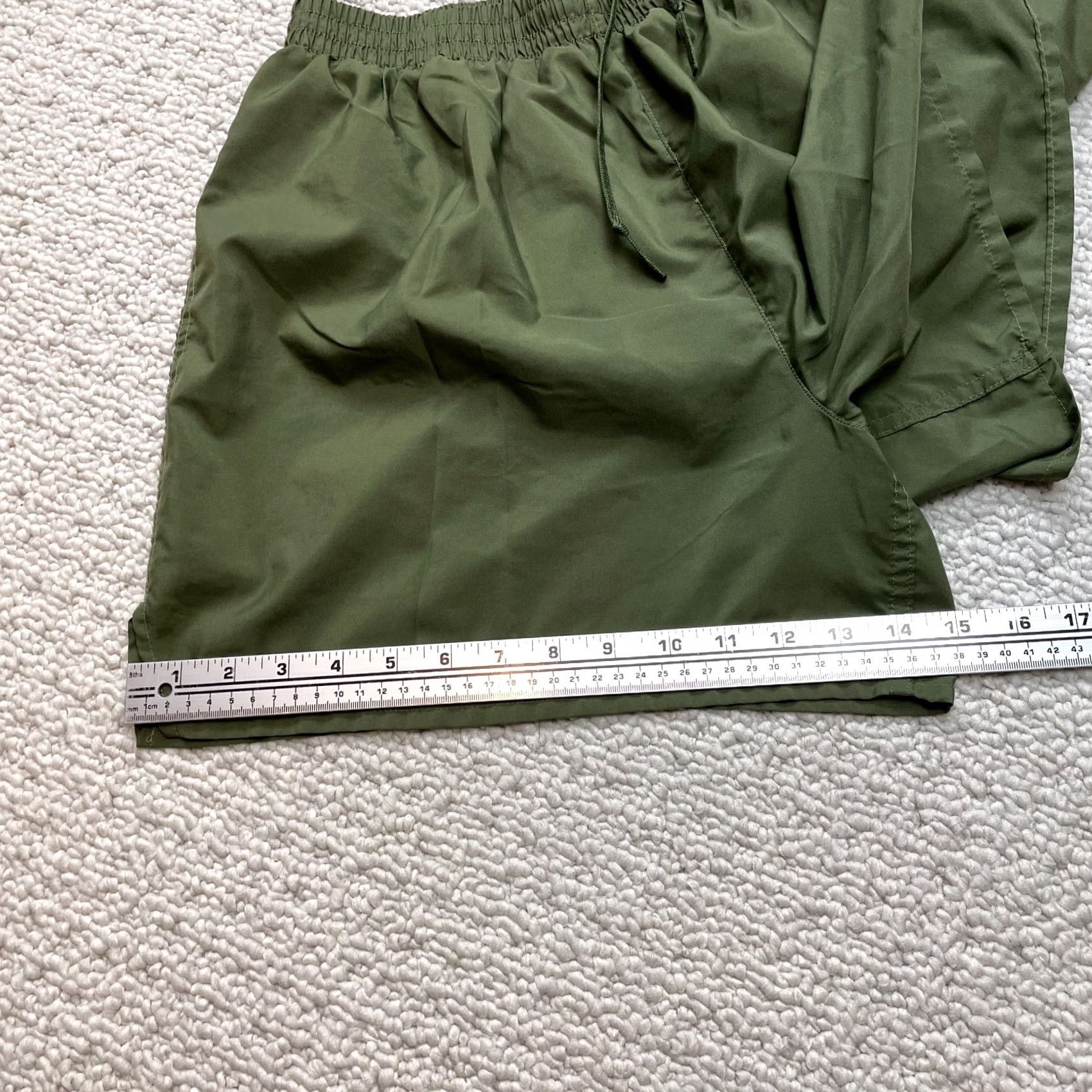 Vintage Unbranded Athletic Shorts Womens 26x5 Green Stretch Lightweight Elastic Waist Shirt? Size 26" / US 2 / IT 38 - 2 Thumbnail