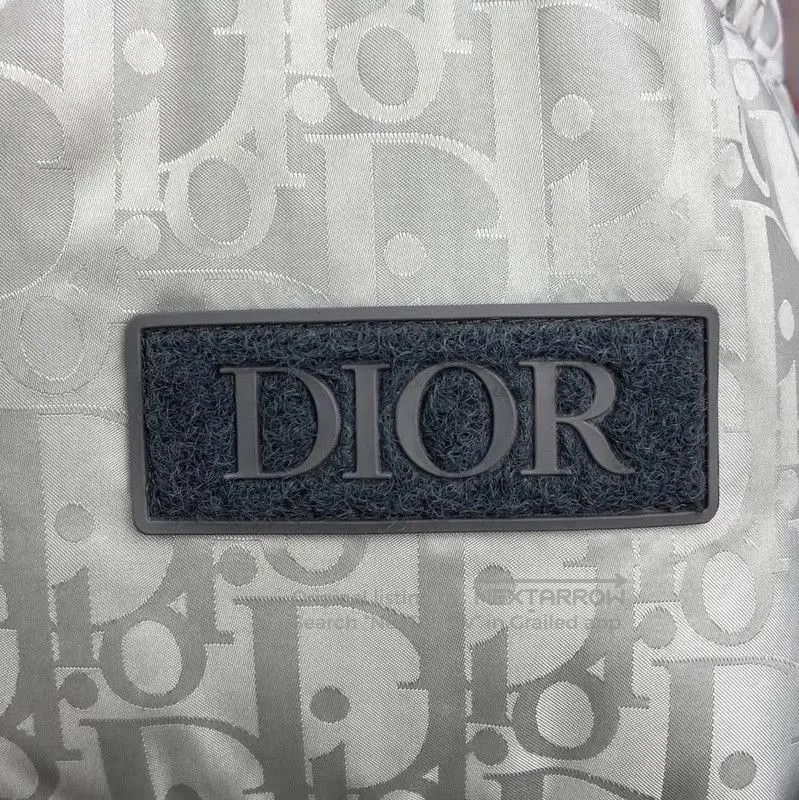 Dior Dior XL Light Blue Nylon Puffer Jacket . Size XL / US 12-14 / IT 48-50 - 3 Thumbnail