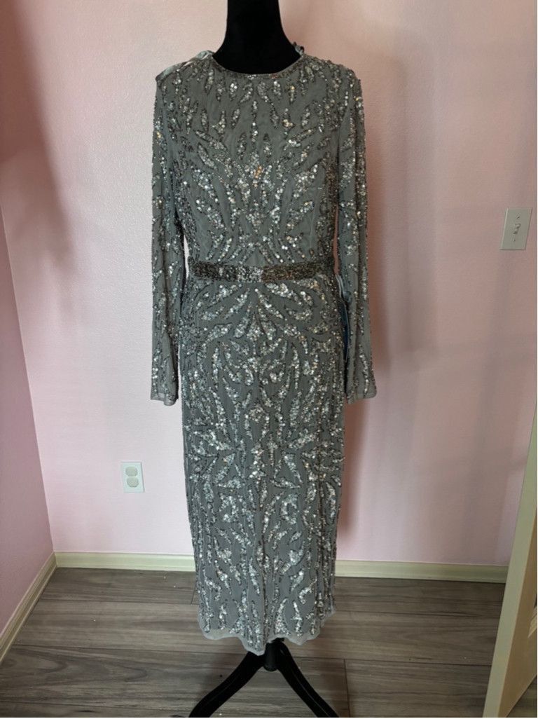 Mac Duggal Women's Mac Duggal Gray Sequin Sheath Dress Size 10 Size L / US 10 / IT 46 - 4 Thumbnail
