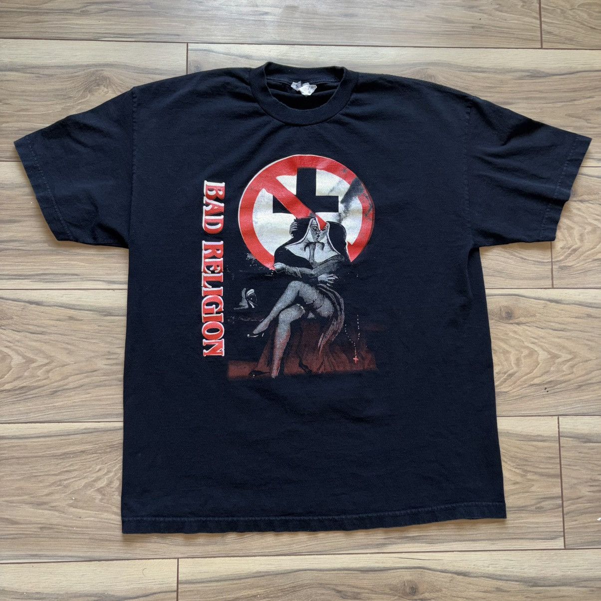 AAA Vintage Bad Religion Kissing Nuns Cross Buster Rock T Shirt Size US XL / EU 56 / 4 - 2 Thumbnail