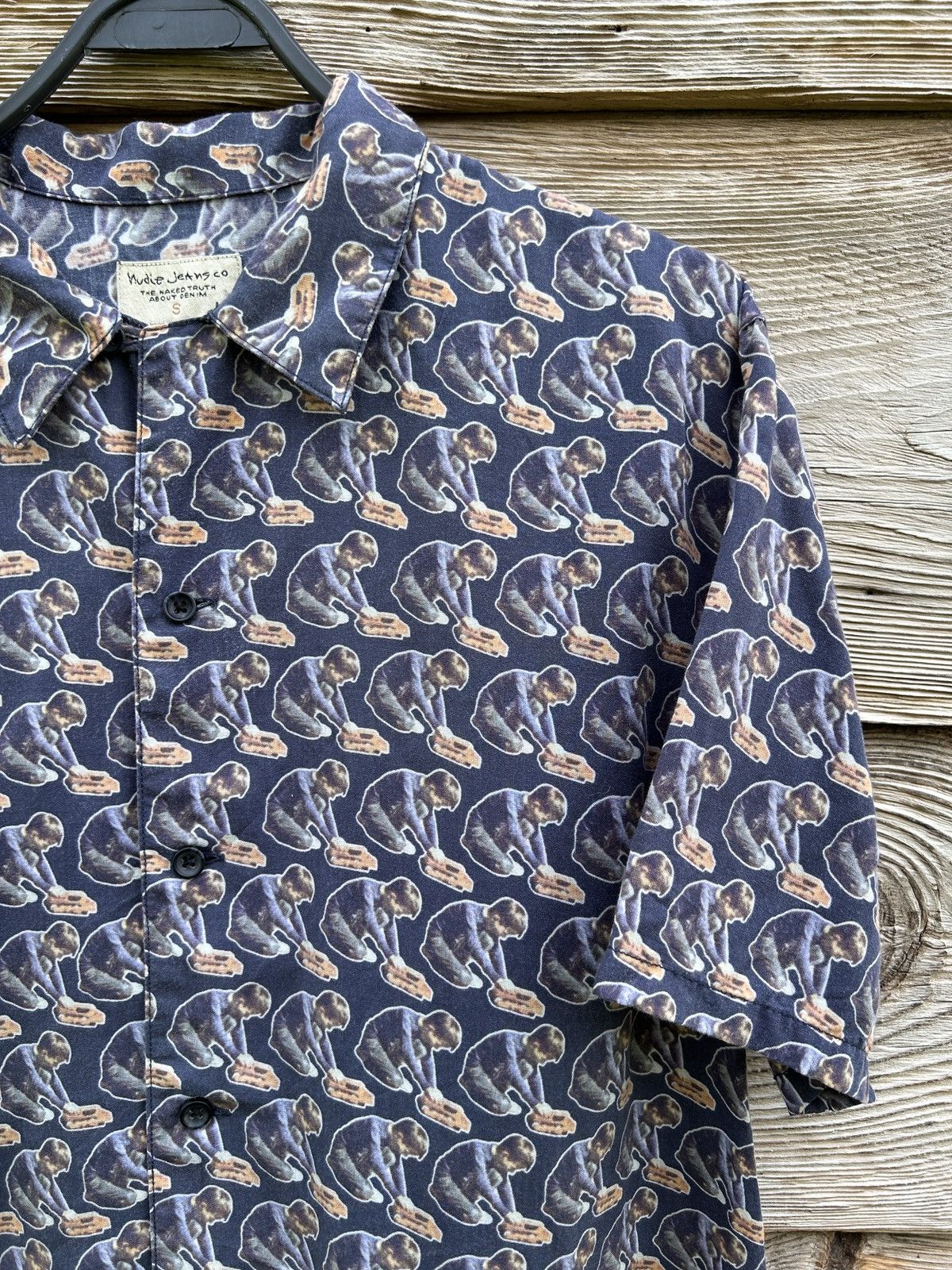 Nudie Jeans Vintage Nudie Jeans Arvid Hawaii Logo Boy AOP T-Shirt Size US S / EU 44-46 / 1 - 3 Thumbnail