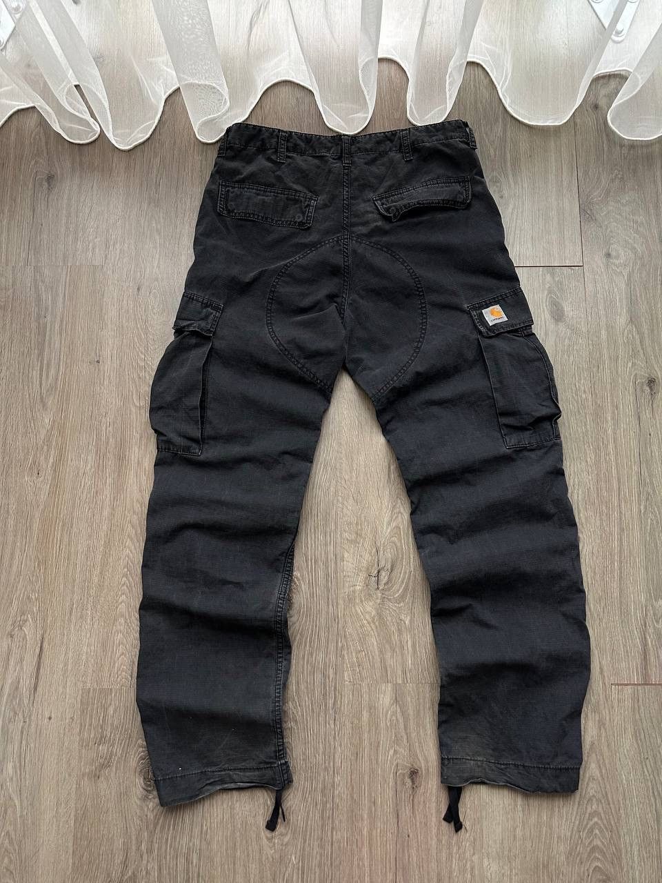 Carhartt × Carhartt Wip × Vintage Vintage Carhartt Cargo Black Big Logo Pants Size US 31 - 3 Thumbnail
