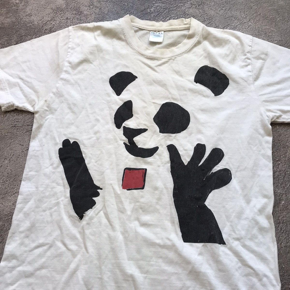 Vintage Vintage Y2K Panda Graphic Tee Skate Streetwear Smile Baggy L Size US L / EU 52-54 / 3 - 3 Thumbnail