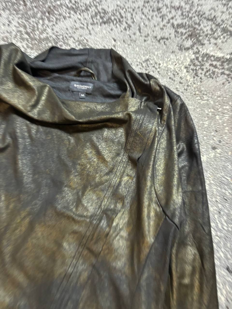 Vintage Vintage Y2K Dark Good Skin Asymmetrical Owens Style Hoodie Size US S / EU 44-46 / 1 - 9 Thumbnail